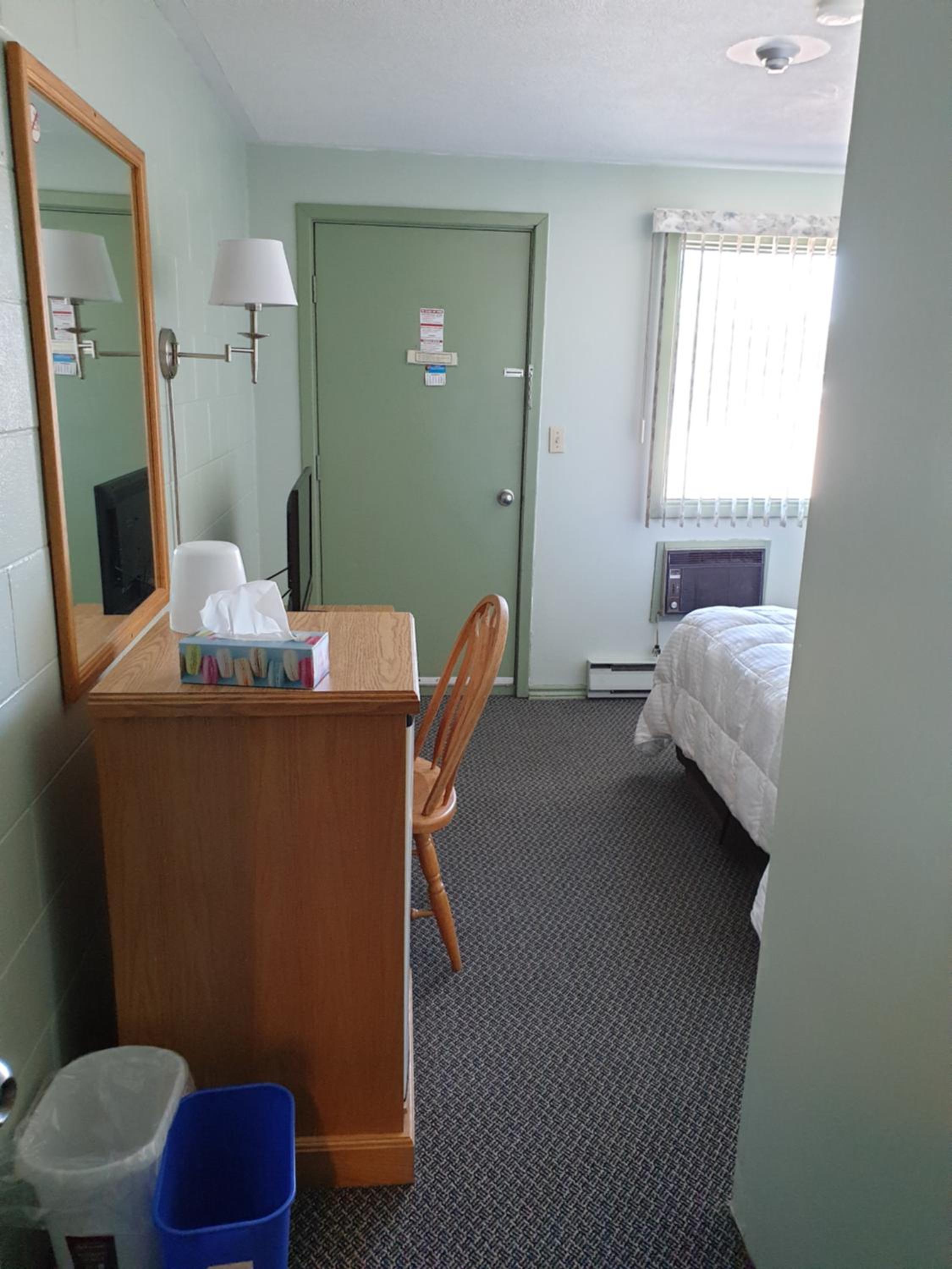 Deluxe Queen Room photo 3