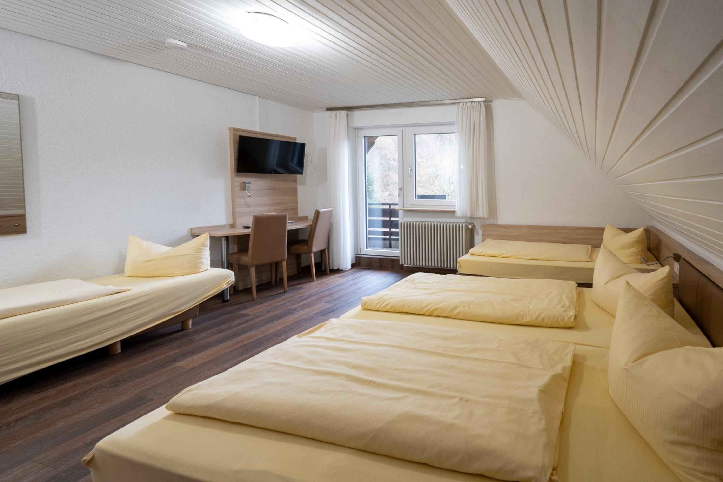 Standard Quadruple Room