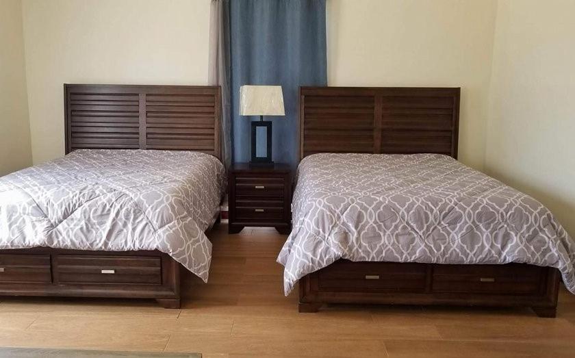 One-Bedroom Apartment - Photo 6