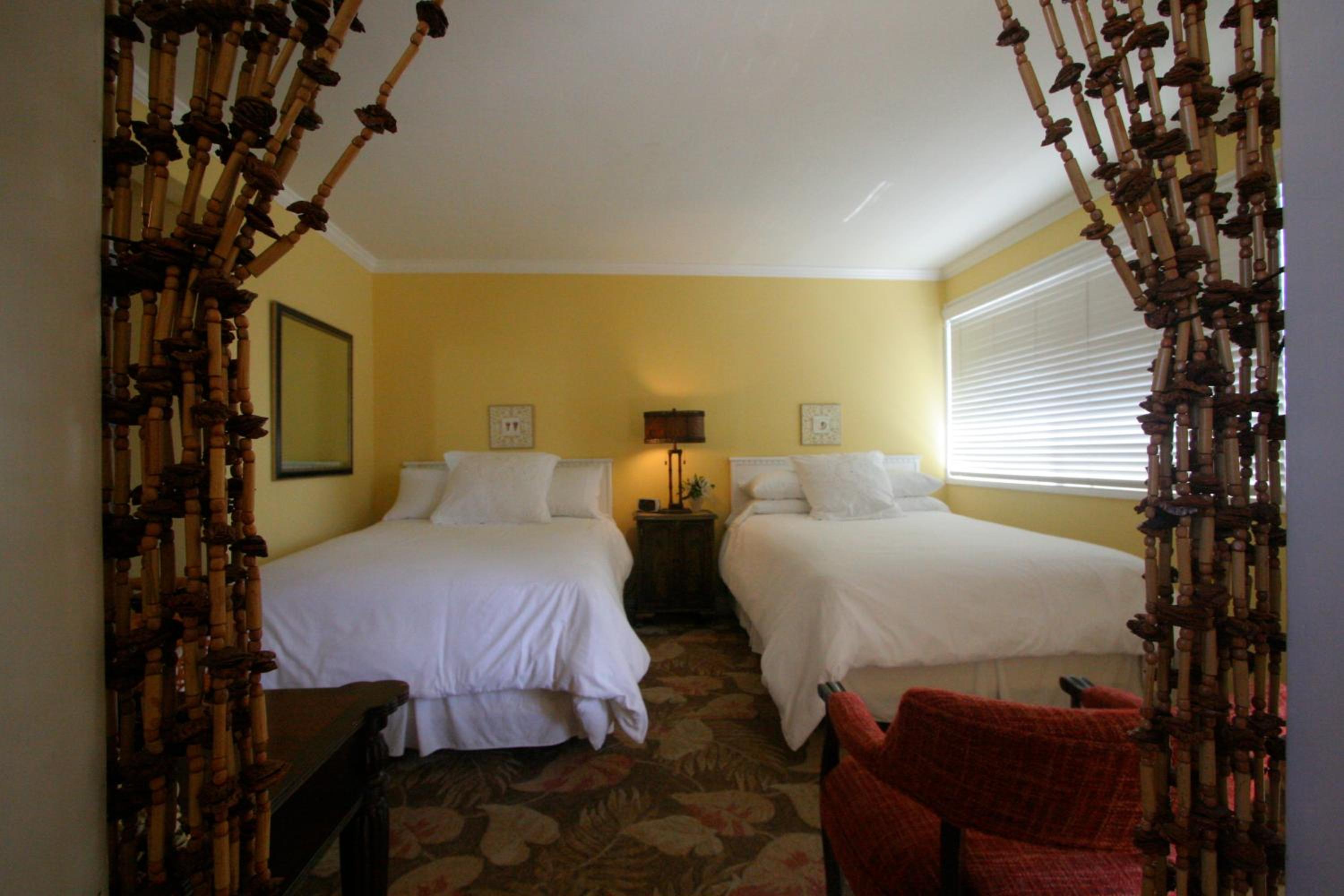 Double Room with Two Double Beds with Kitchenette - Photo 10
