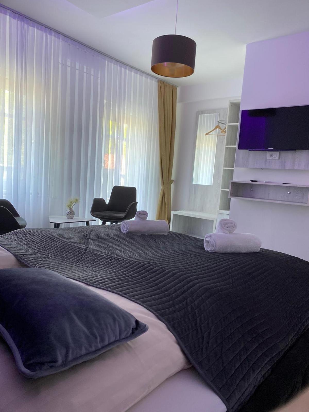 Double Room with Balcony photo 1
