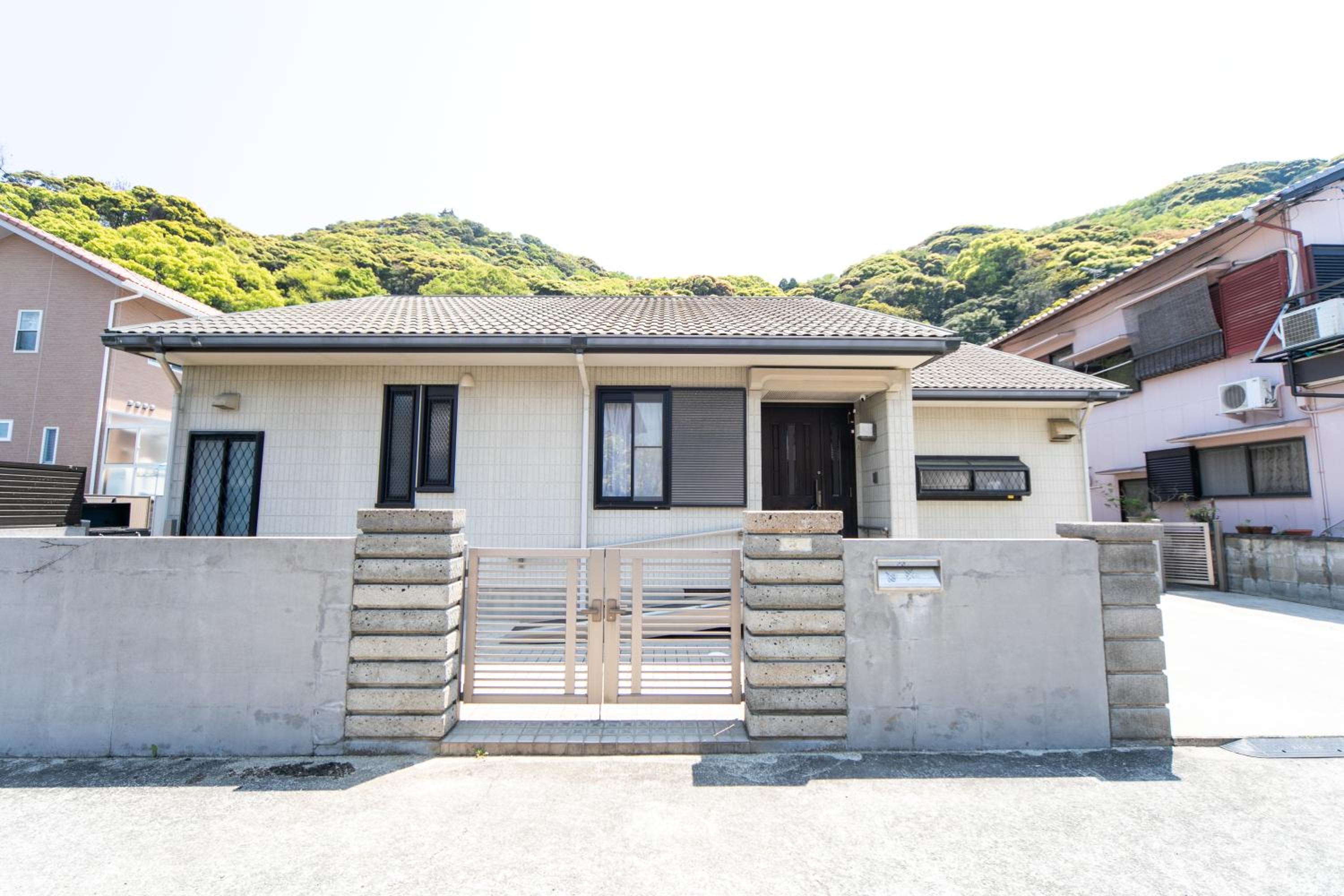 Three-Bedroom House - Photo 62