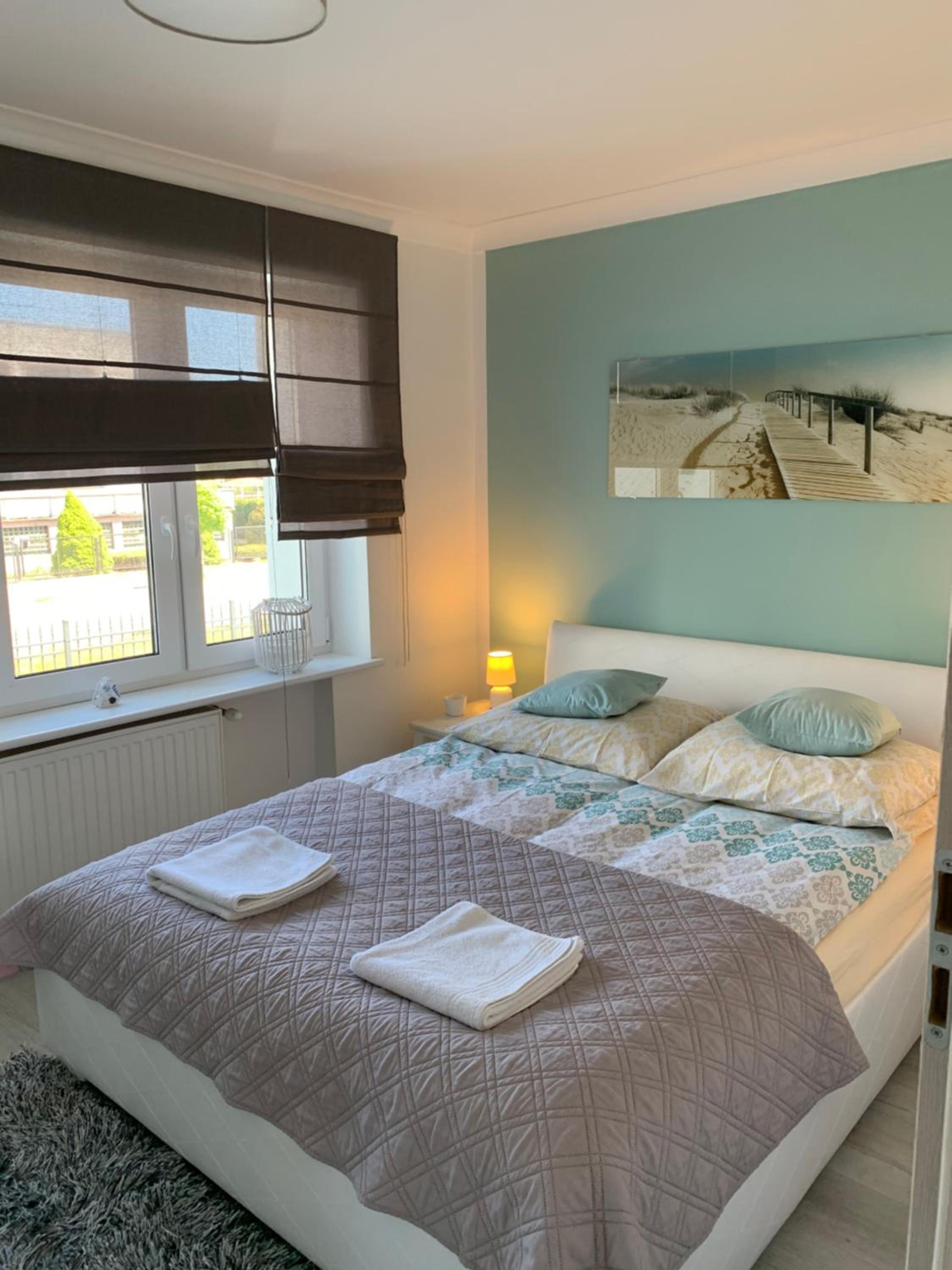One-Bedroom Apartment - Photo 1