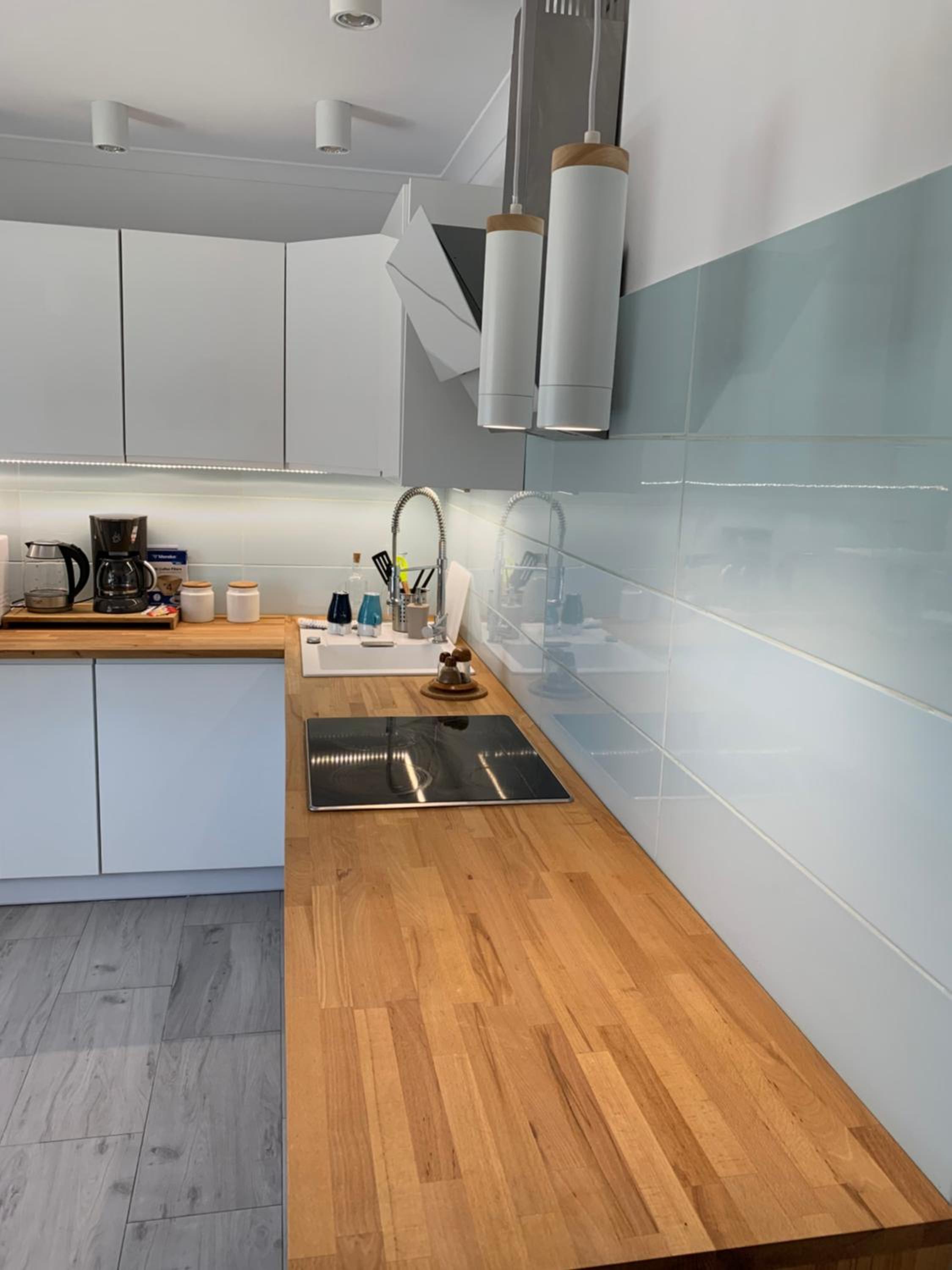 One-Bedroom Apartment - Photo 3