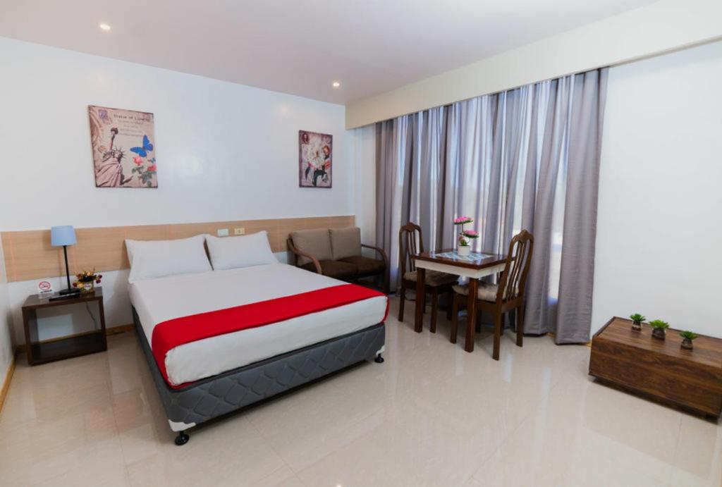 Deluxe Double Room - Photo 1