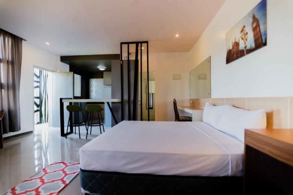 Vacation Home - Photo 6