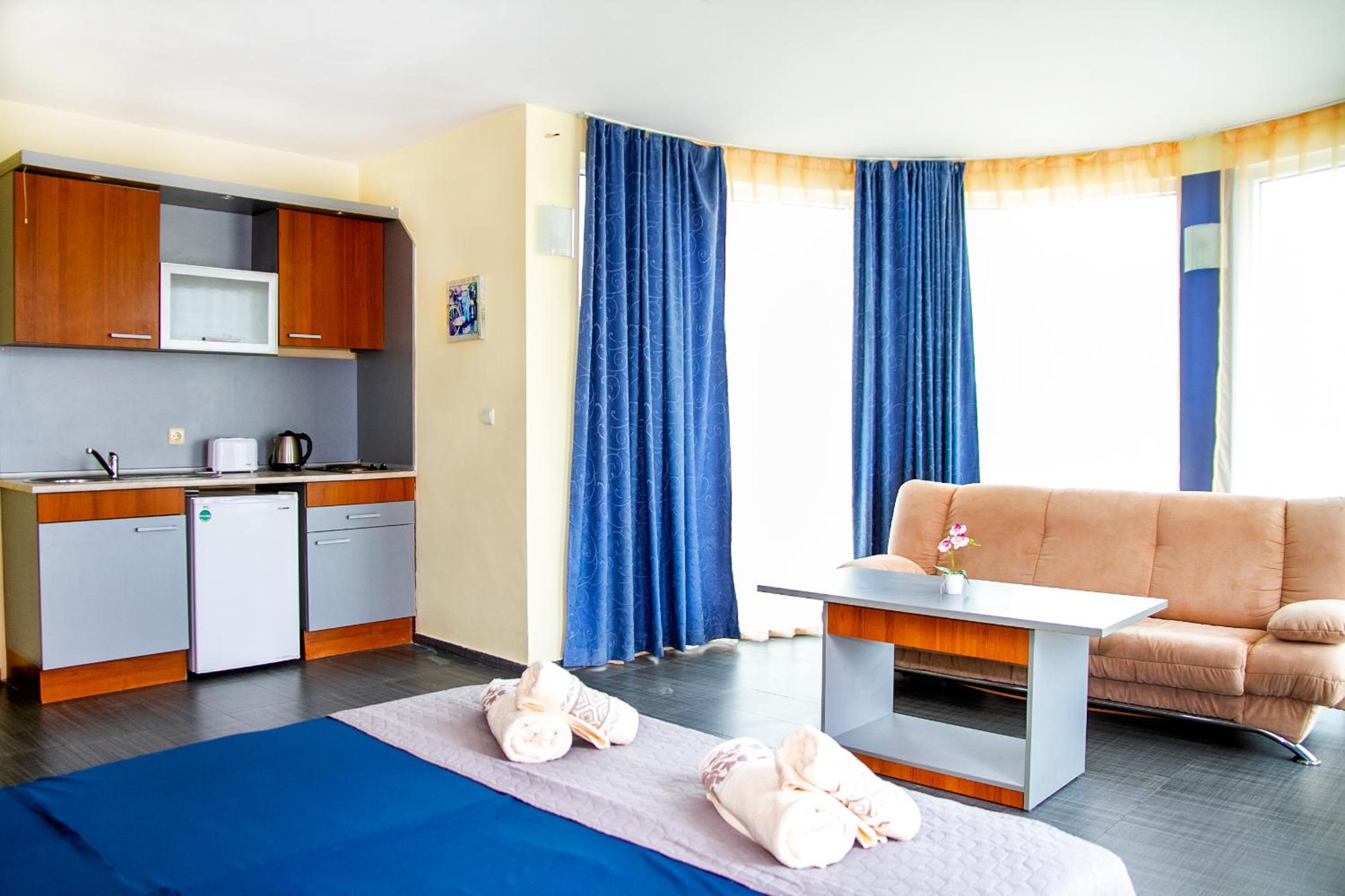 Studio with Sea View - Photo 1