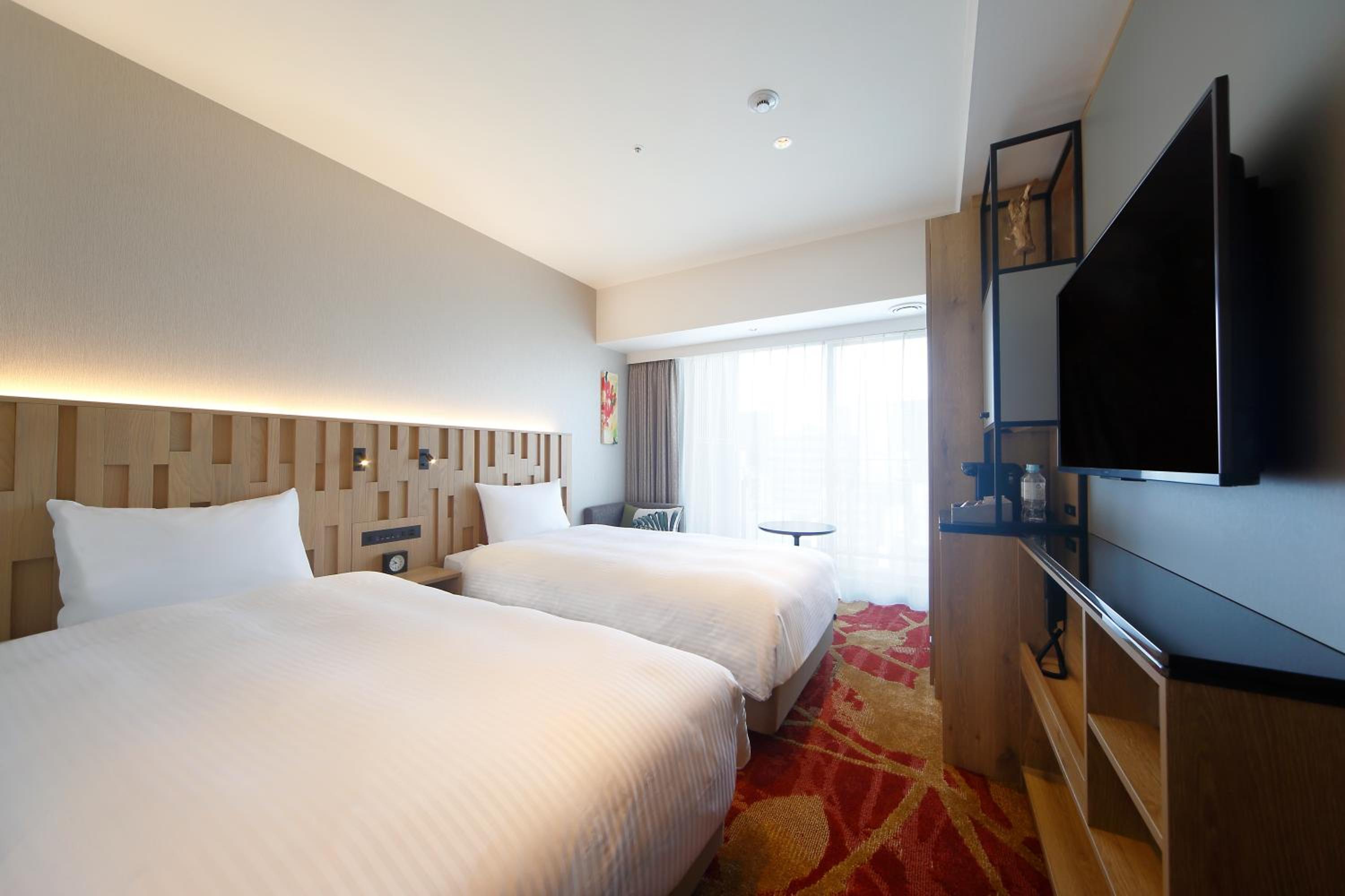 (15th-16th Floor) Premium Floor Superior Twin Room - Photo 1