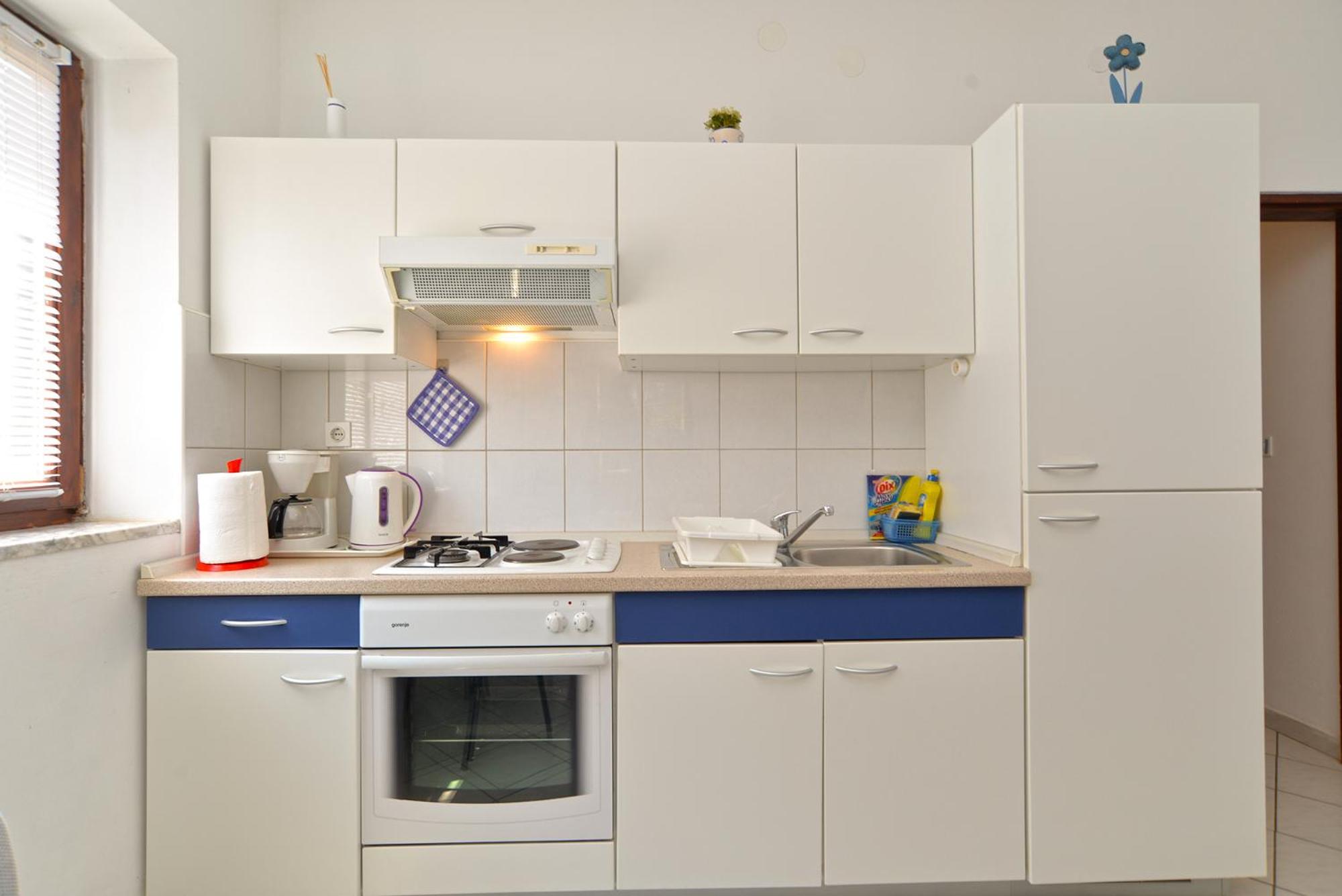 Studio Apartment photo 2
