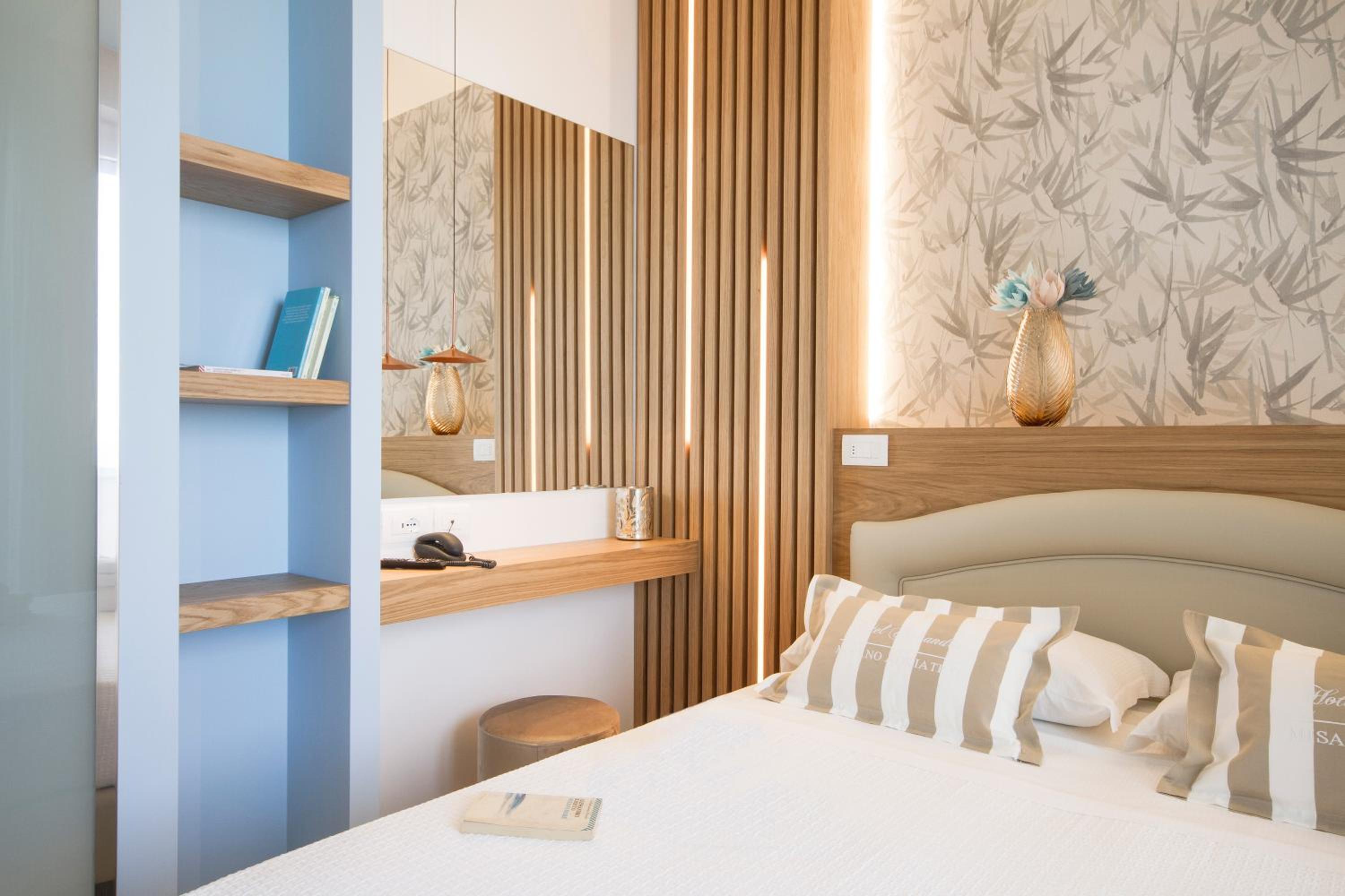 Superior Double Room with Sea View photo 2