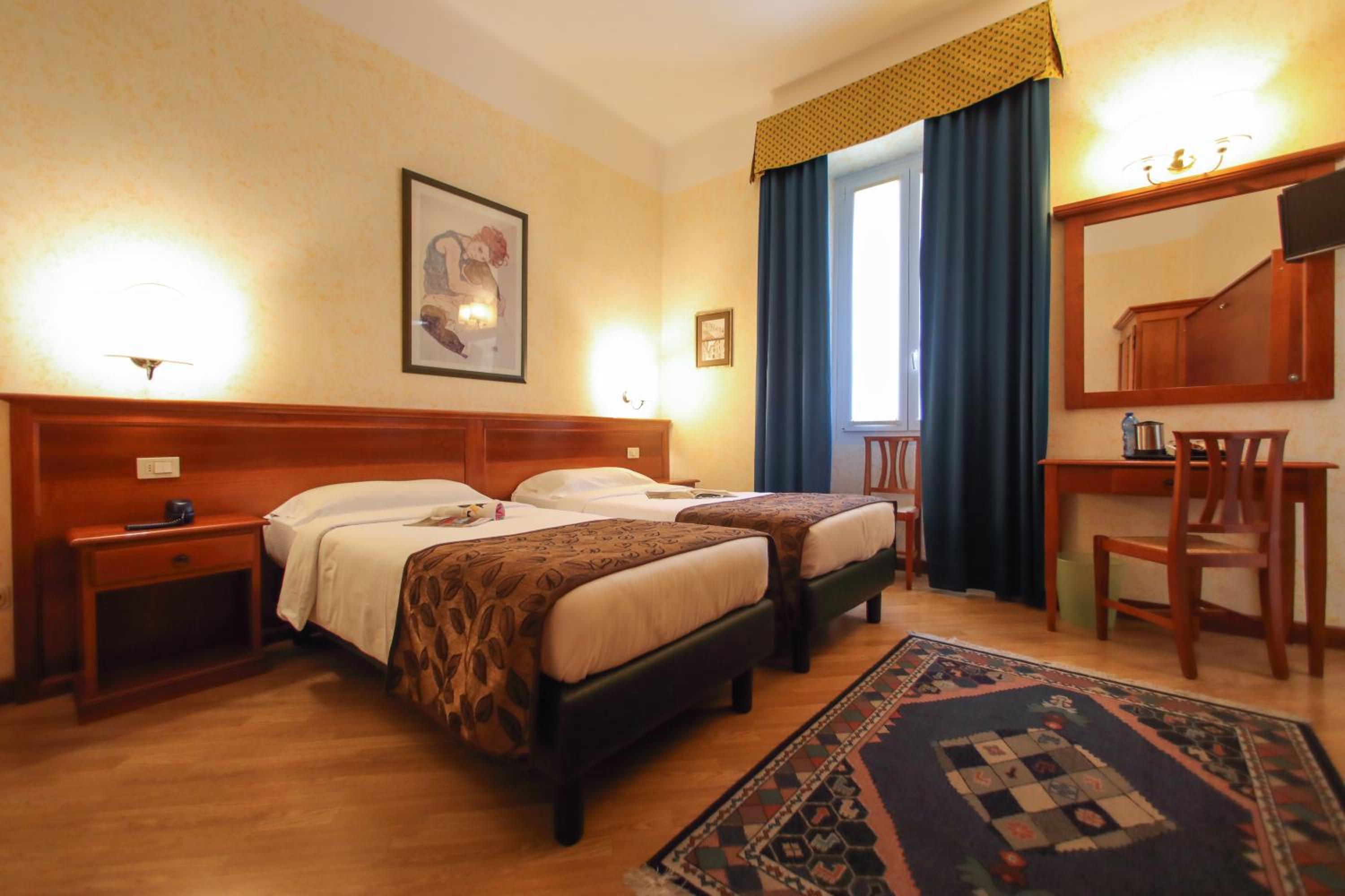 Classic Quadruple Room