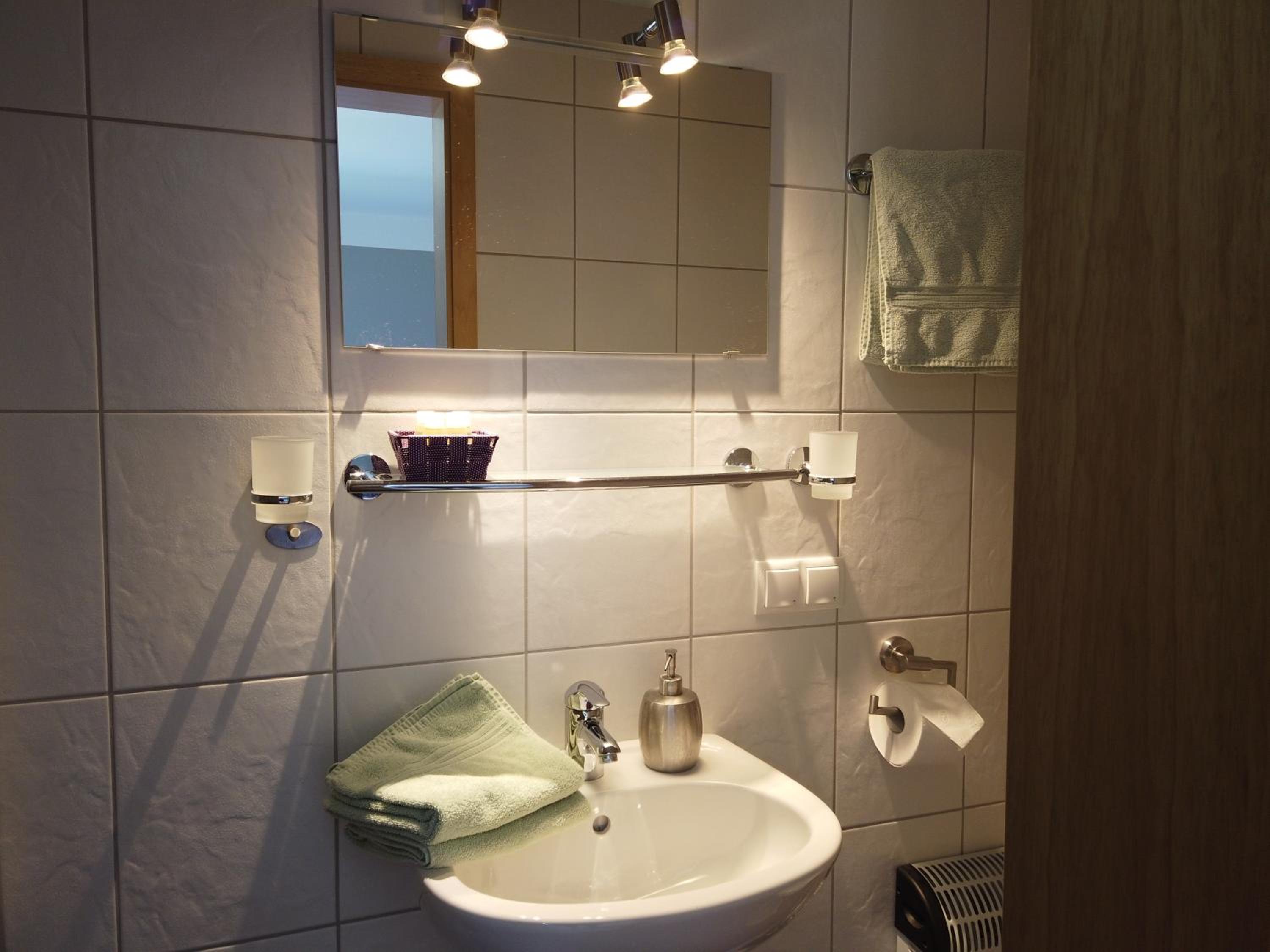 Double Room - Photo 3