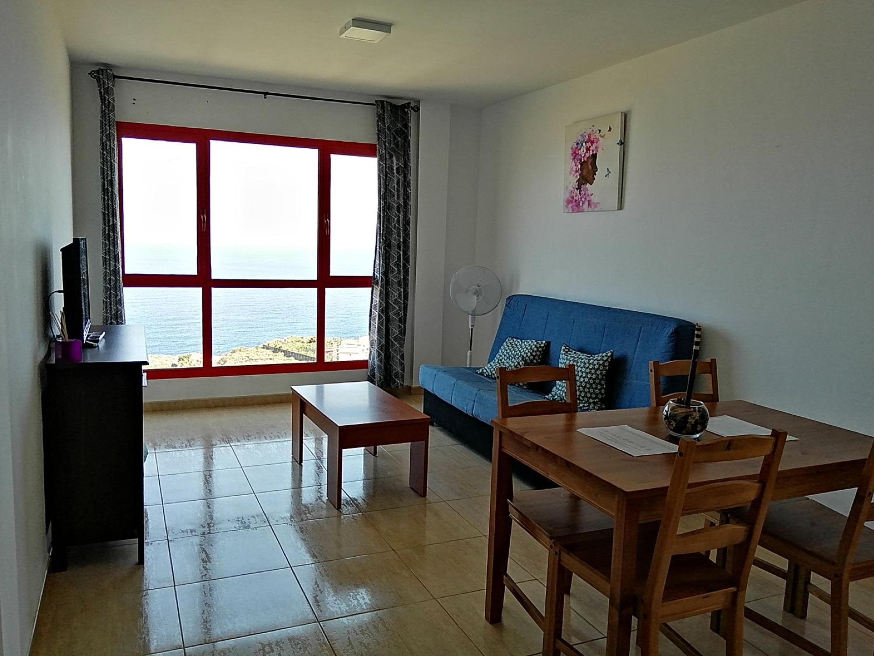 Apartamento con vista al mar