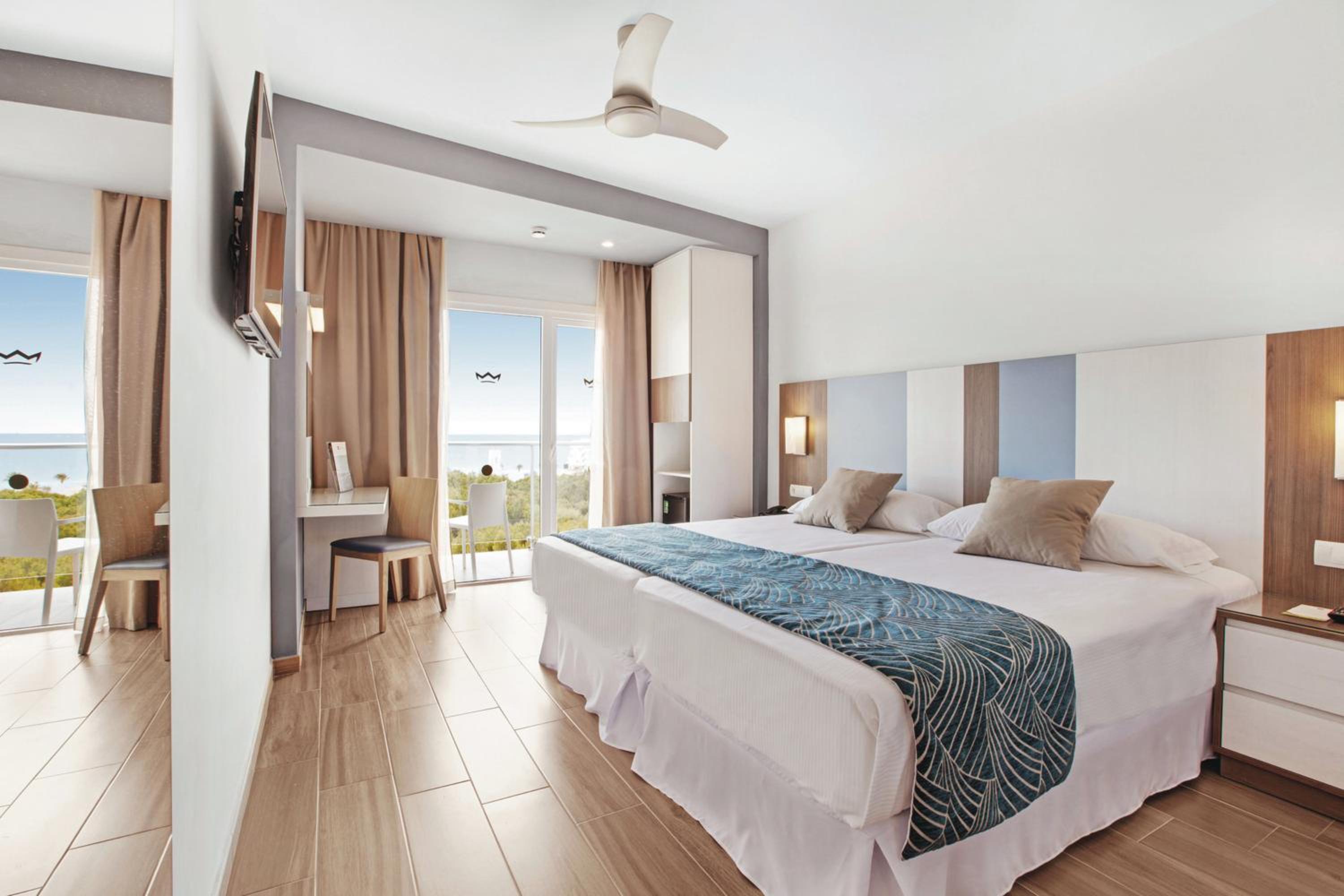 Habitación Doble con Vista al Mar