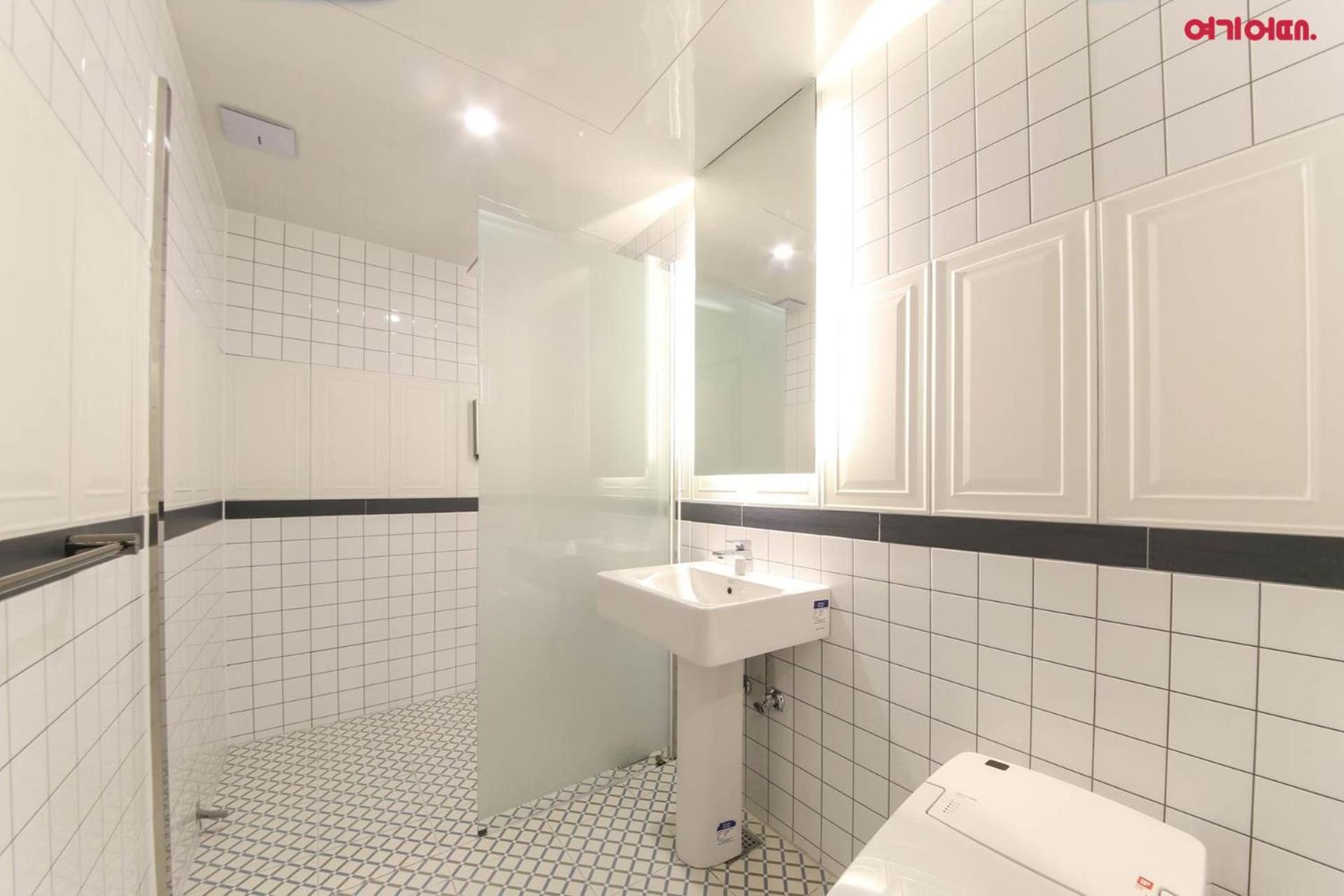 Deluxe Suite - Photo 3