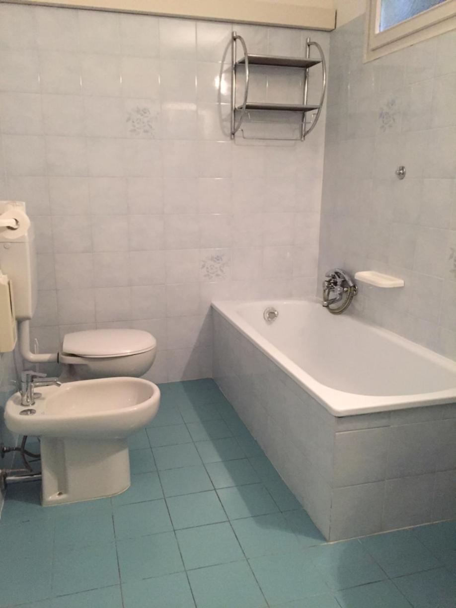 Double or Twin Room - Photo 9