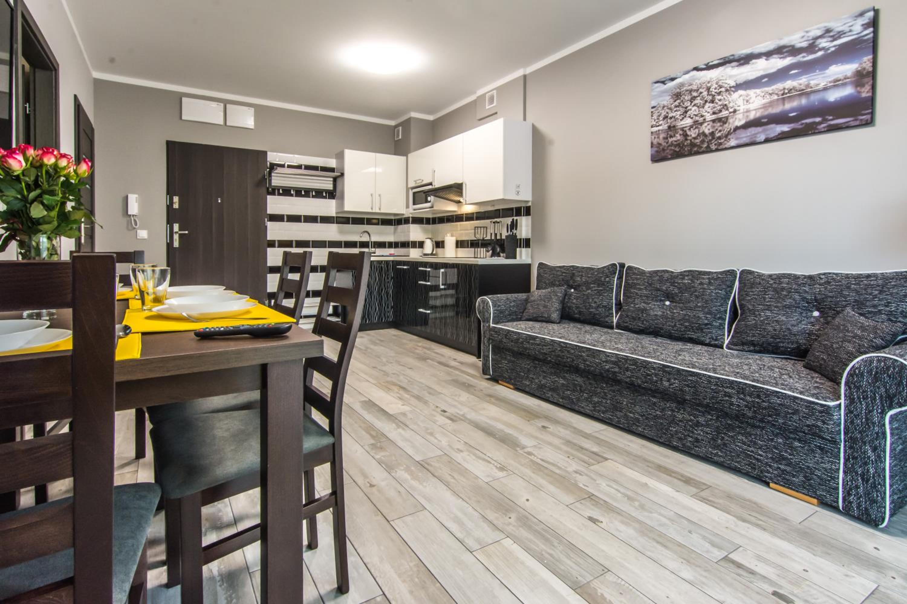One-Bedroom Apartment Chocolate photo 2