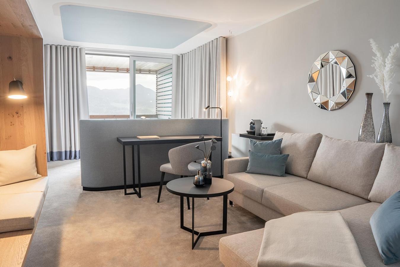 Deluxe Double Room with Lake View - Building Wallberg