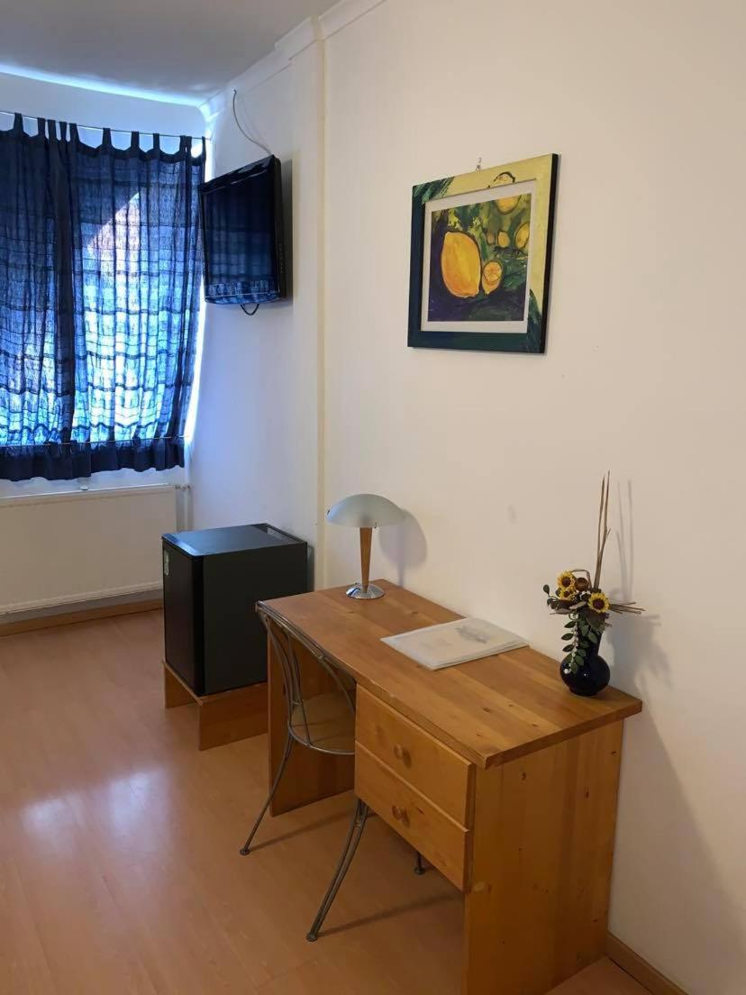 Triple Room - Photo 2
