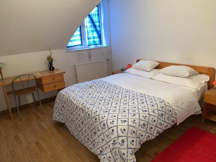 Double or Twin Room - Photo 1