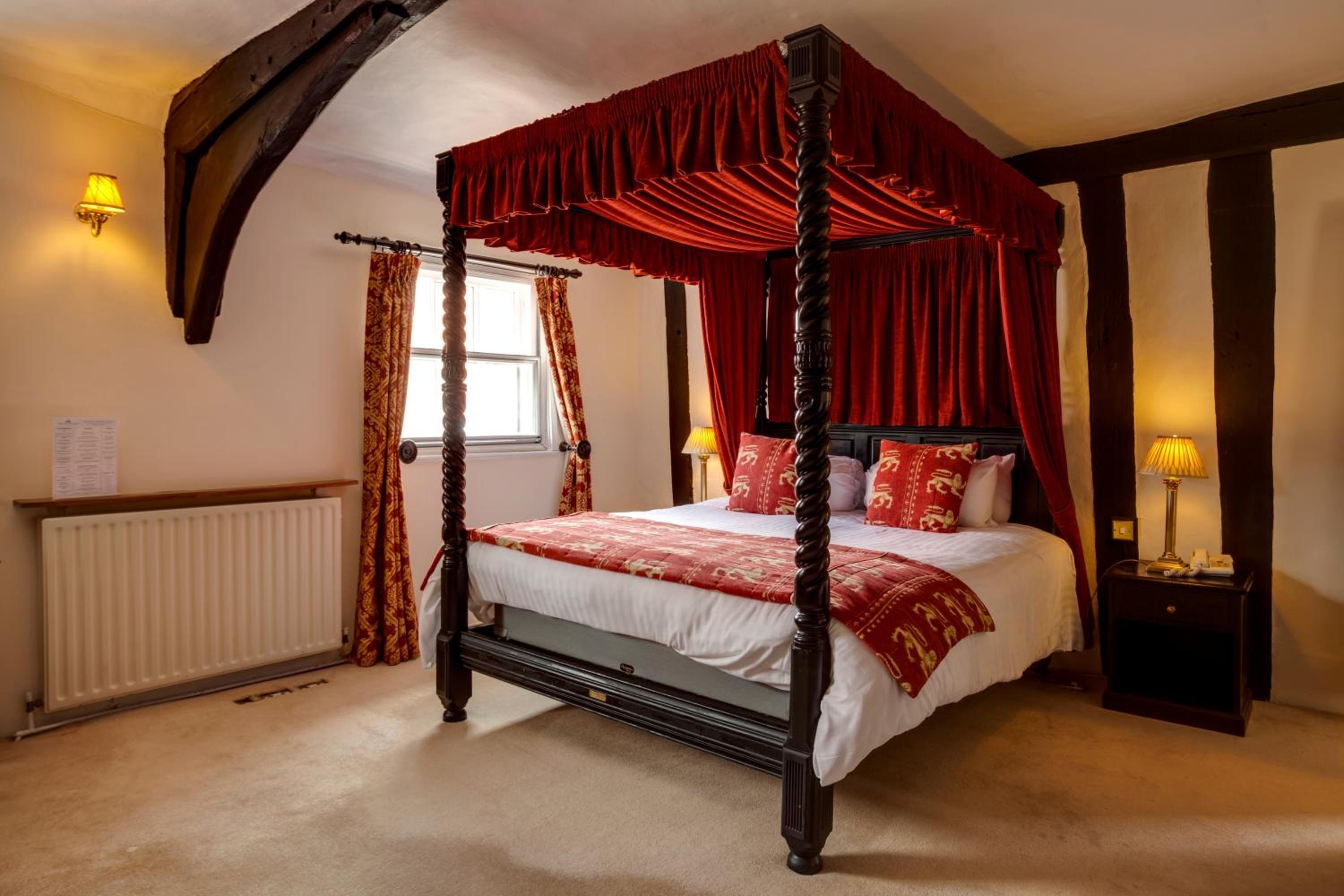 King Suite - Photo 6
