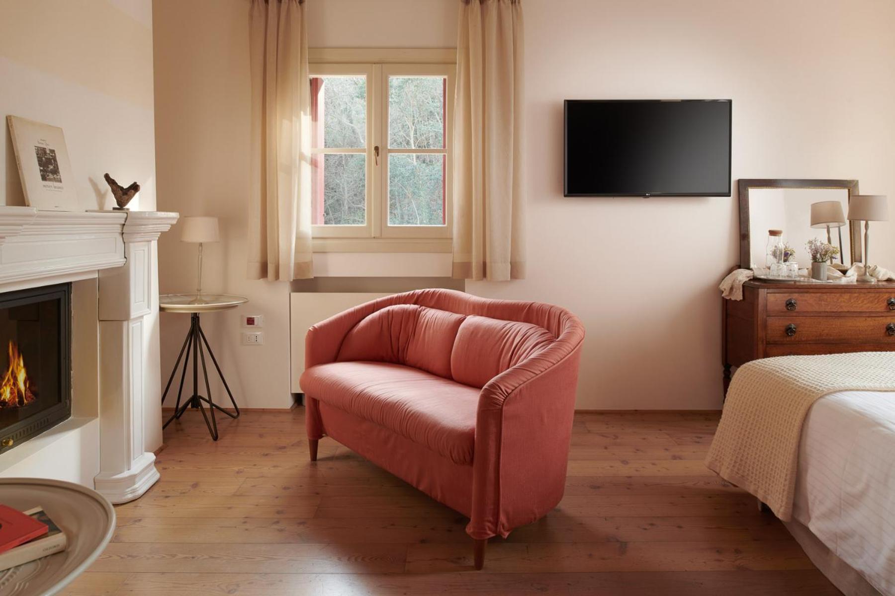 Deluxe Double or Twin Room - Photo 3