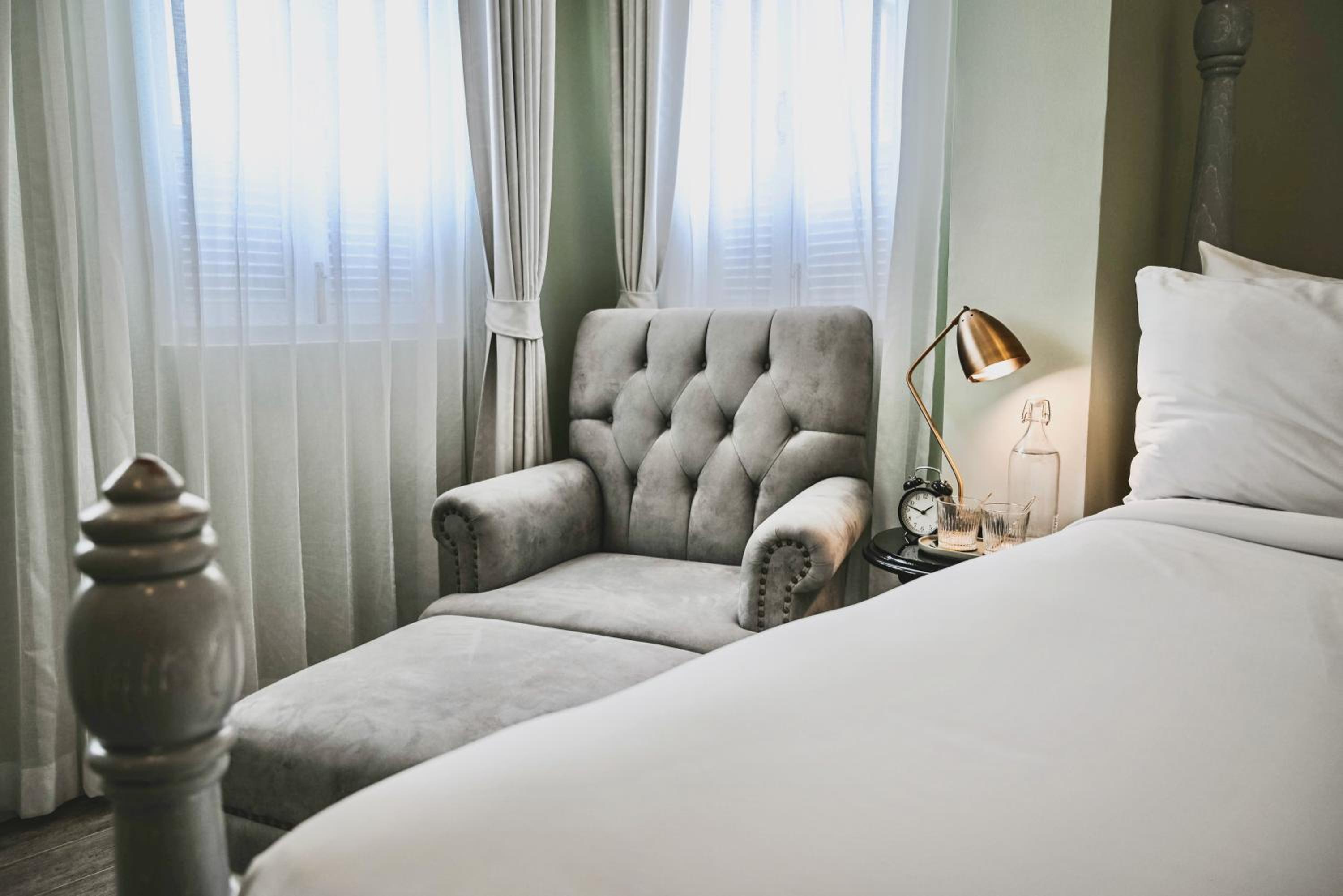 Deluxe Double Room photo 2