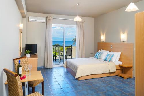 Superior Double Room with Sea View photo 1