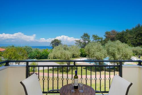 Family Room with Sea View photo 3