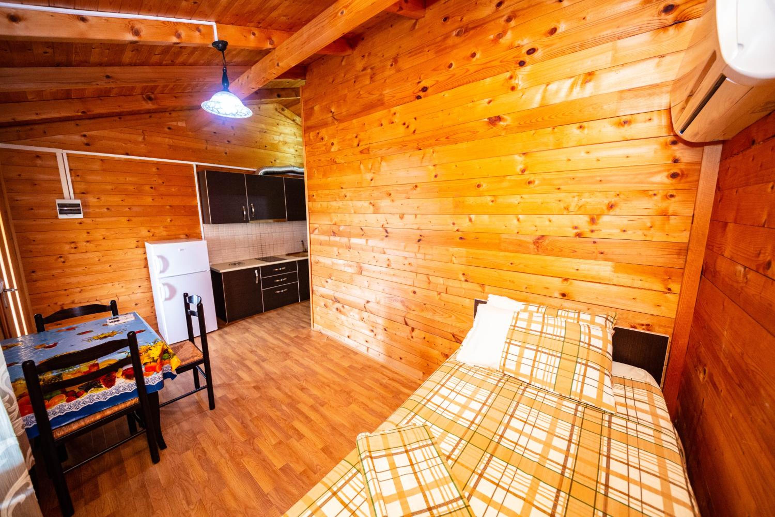 One-Bedroom Apartment with Sea View photo 3