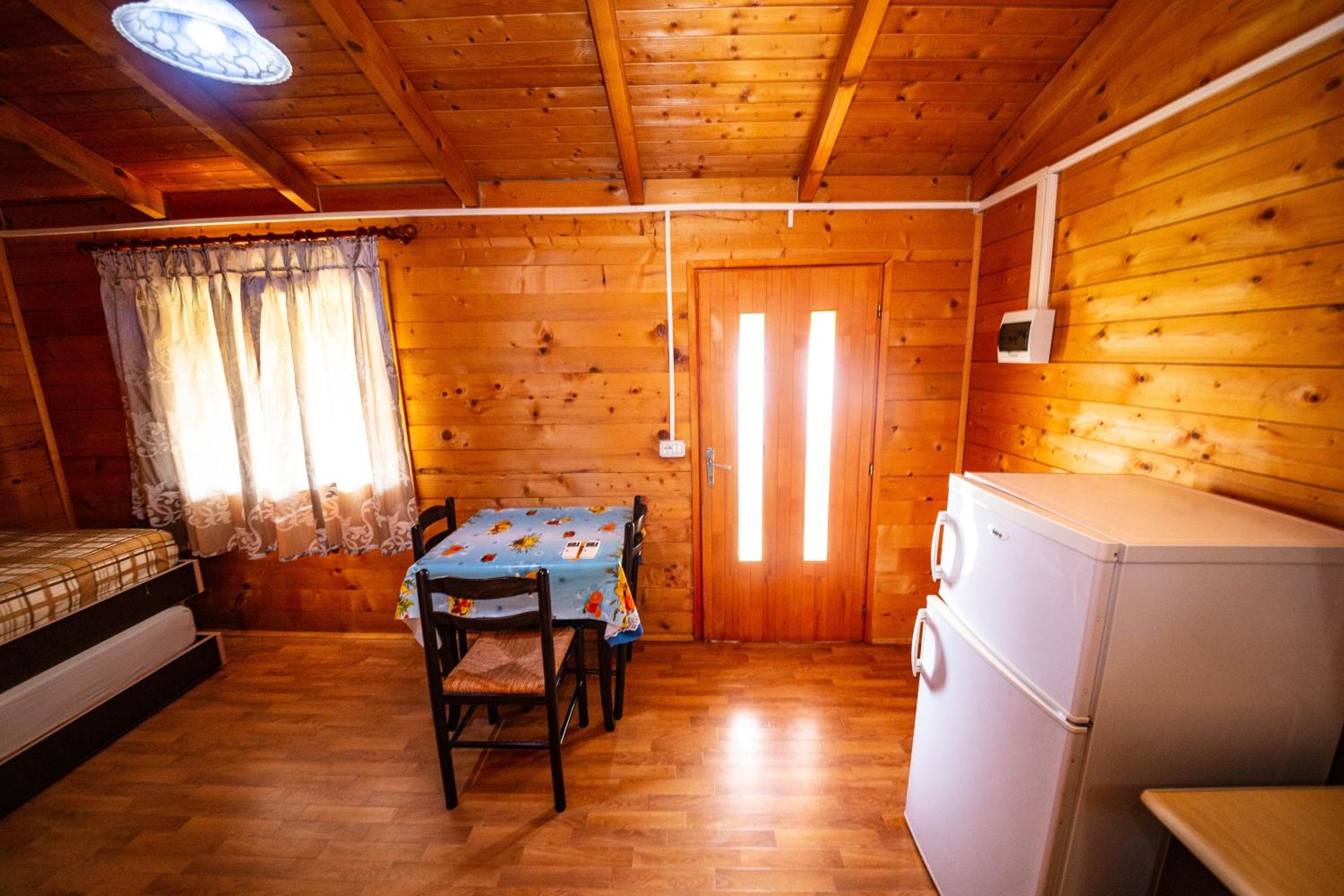 One-Bedroom Apartment with Sea View photo 2