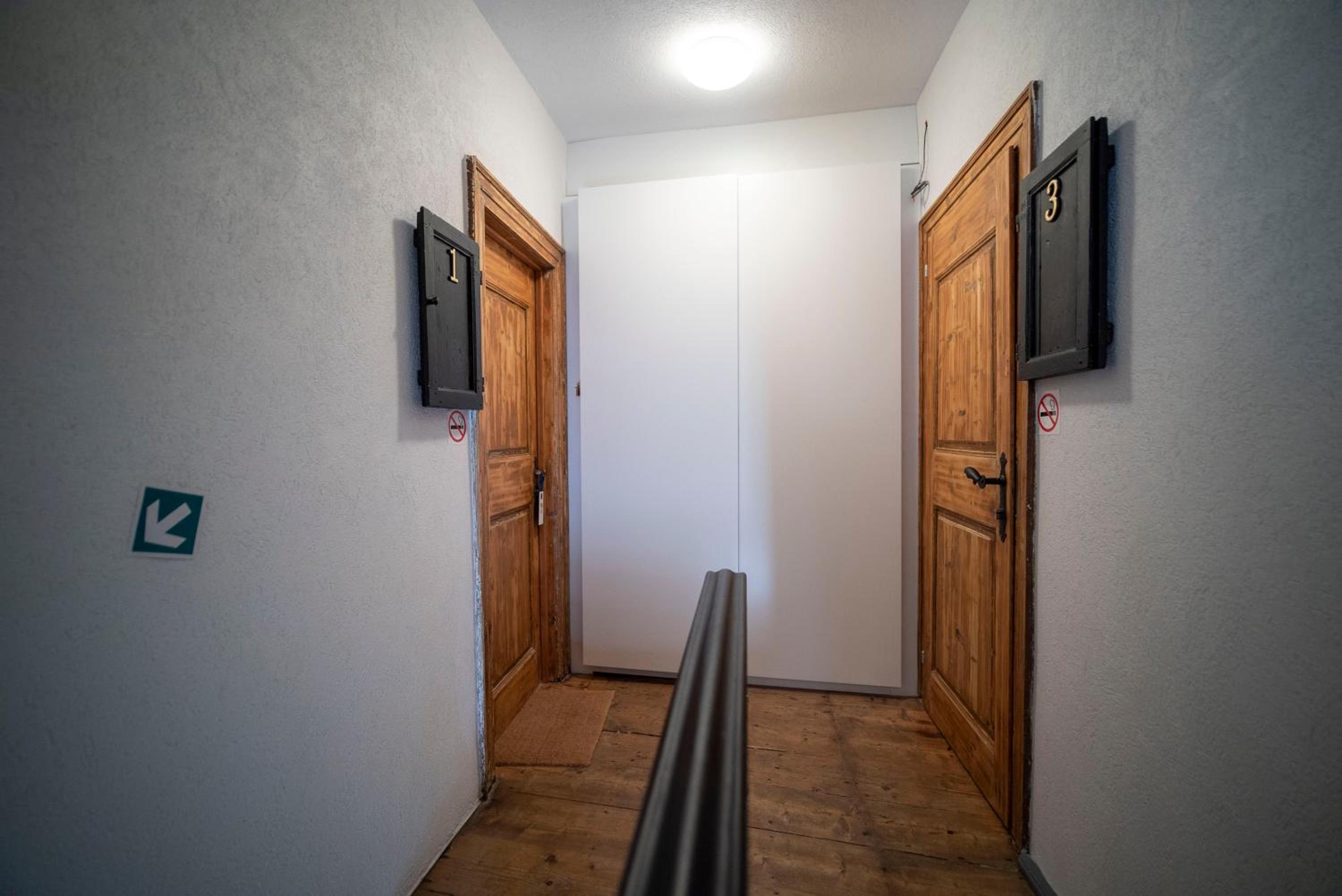 Double Room - Photo 18