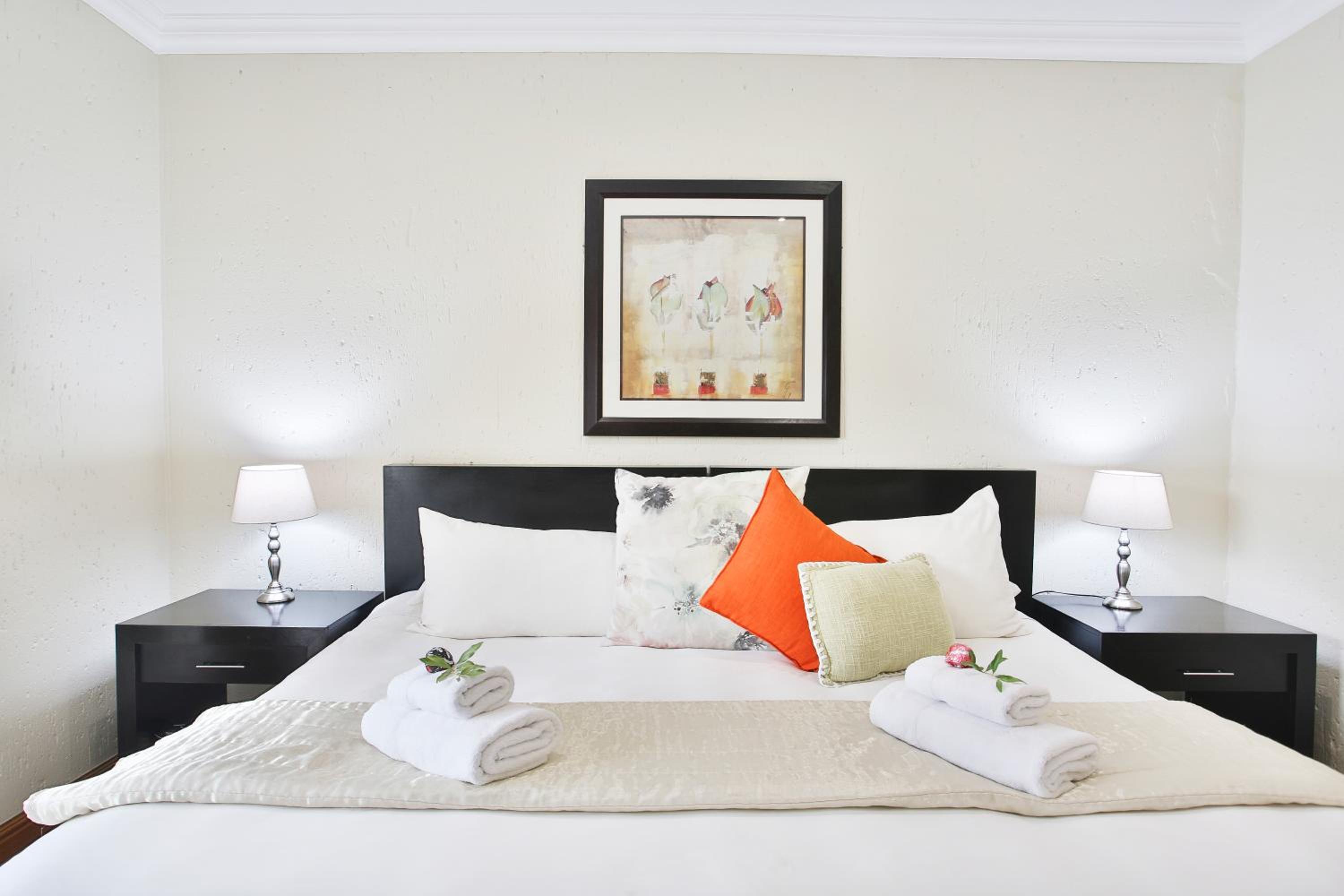 Standard King Room photo 1