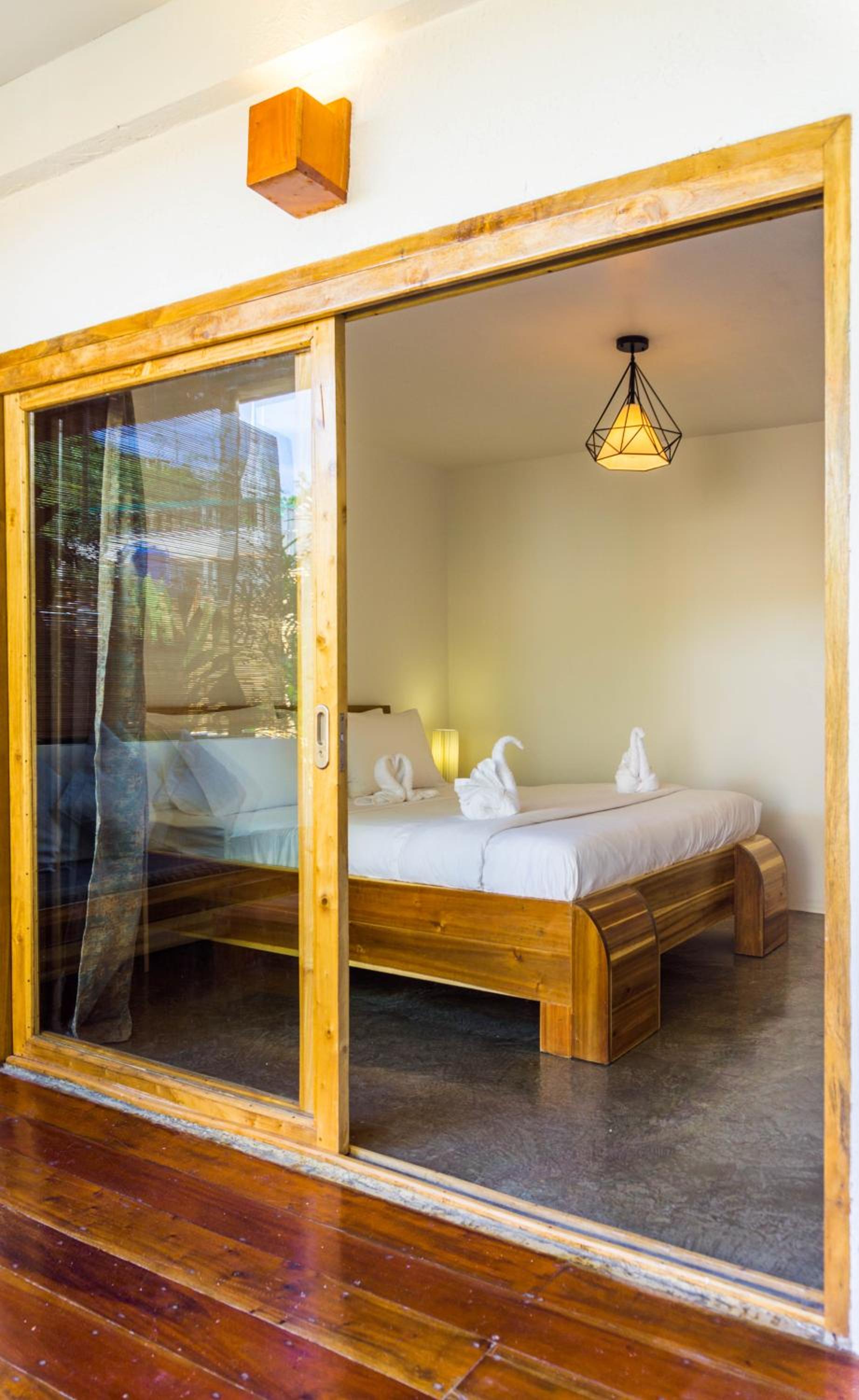 Deluxe Room with Terrace - Photo 5