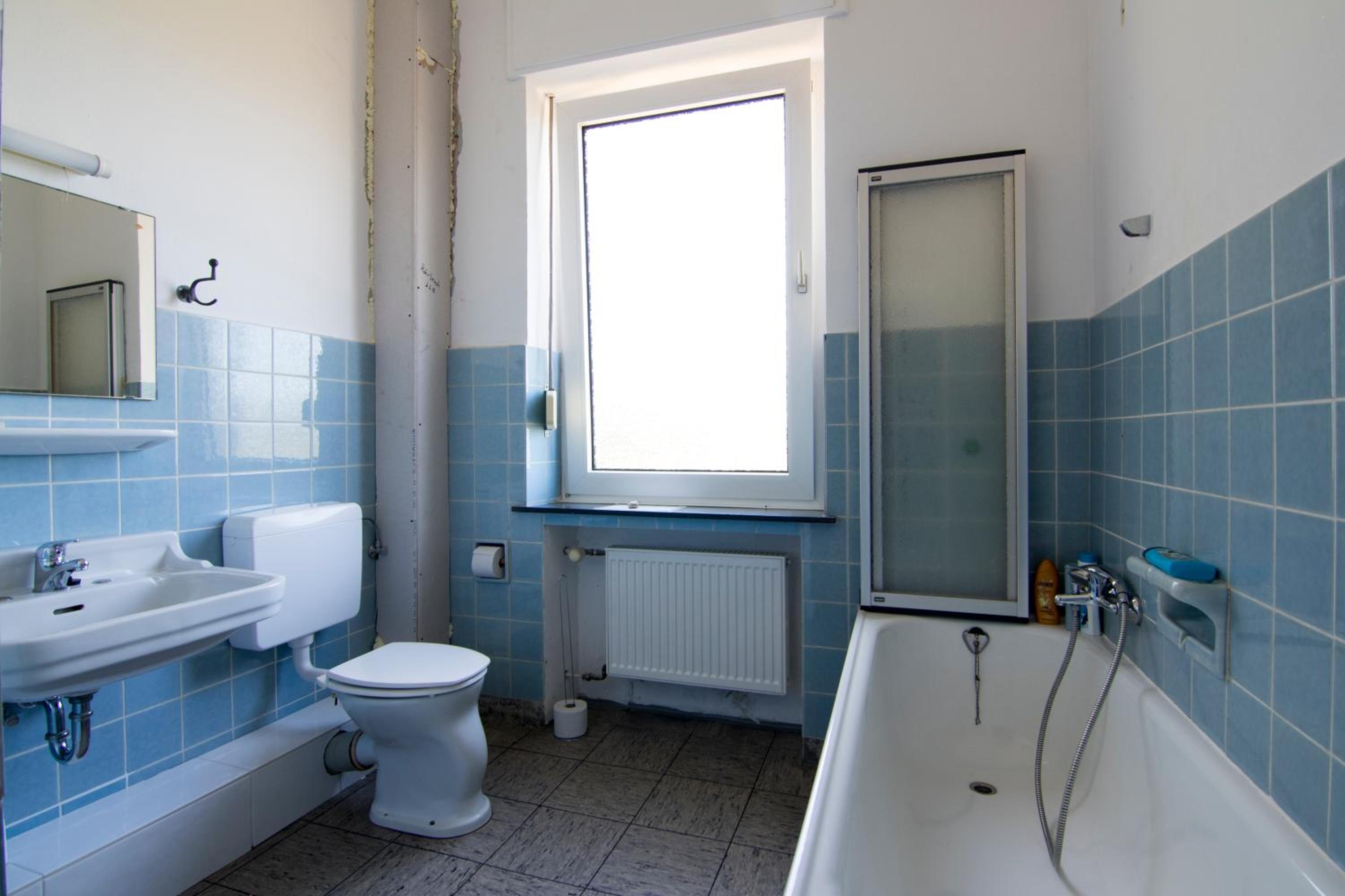 Double Room with Shared Bathroom photo 3