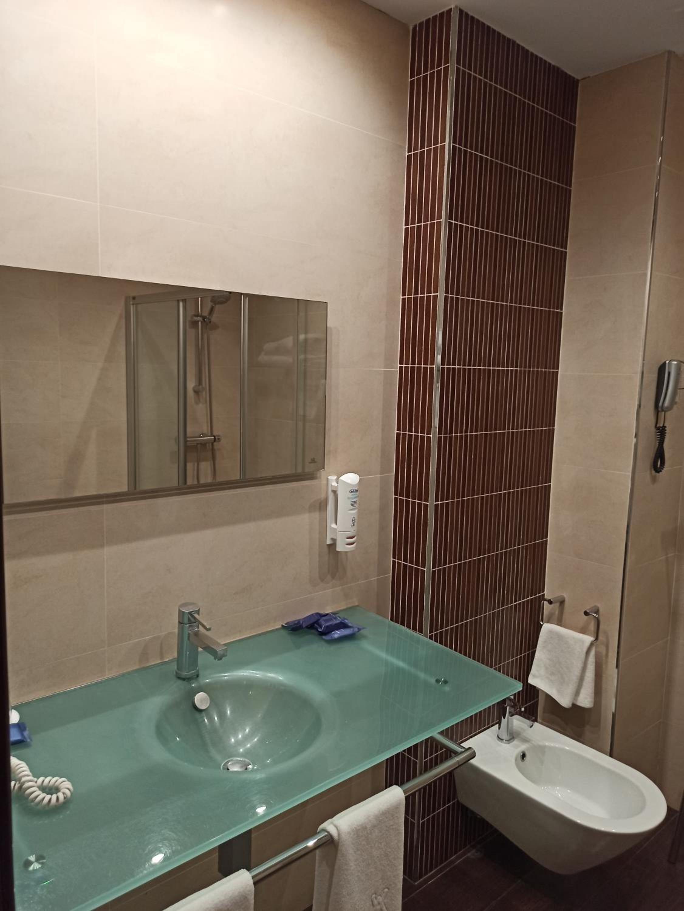 Superior Double Room - Photo 2