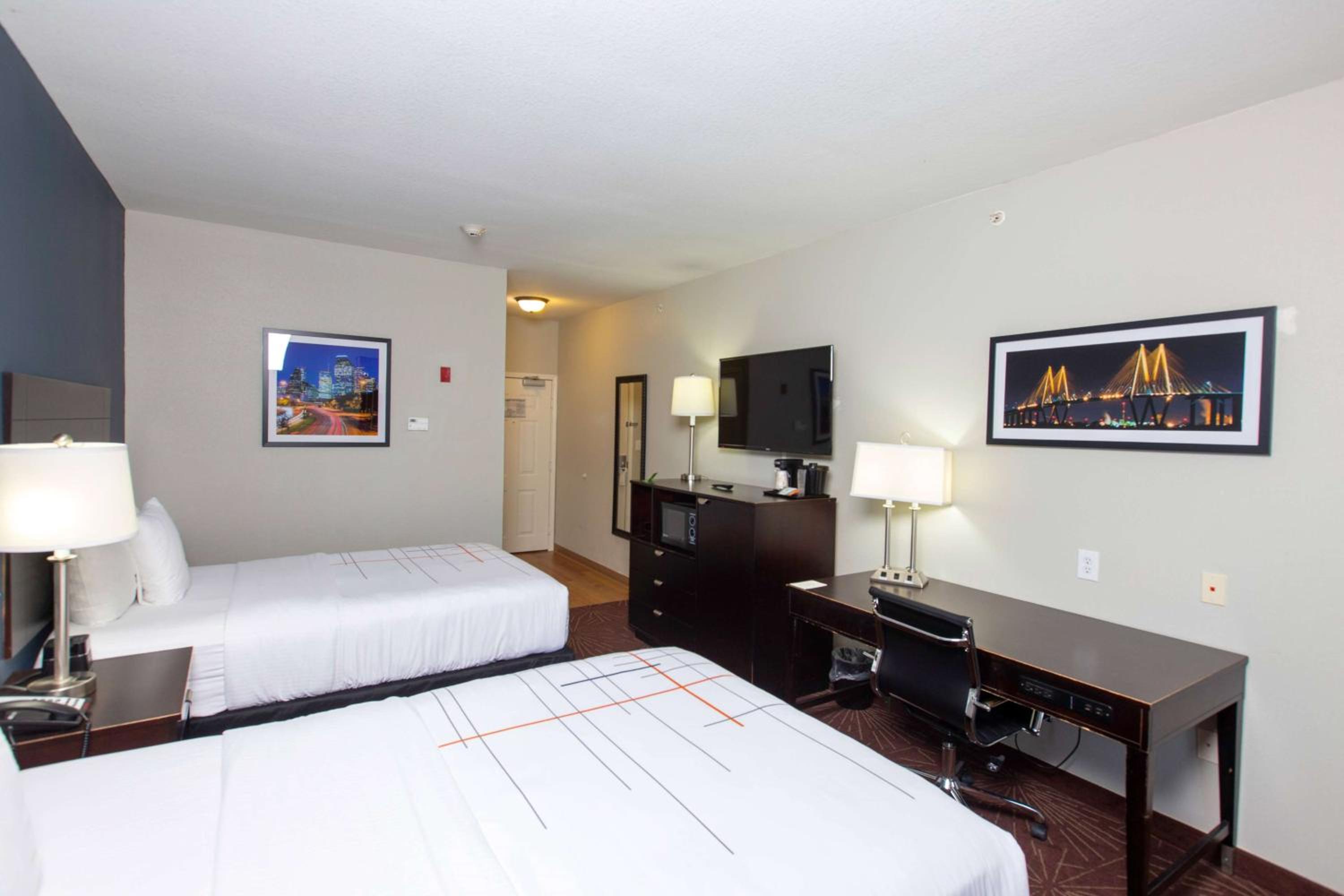 Double Room with Two Double Beds - Non-Smoking - Photo 1
