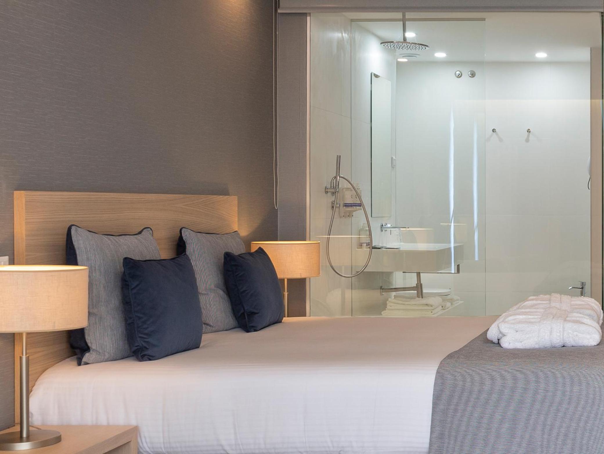 Superior Double or Twin Room with Balcony and Spa Access  - Photo 2