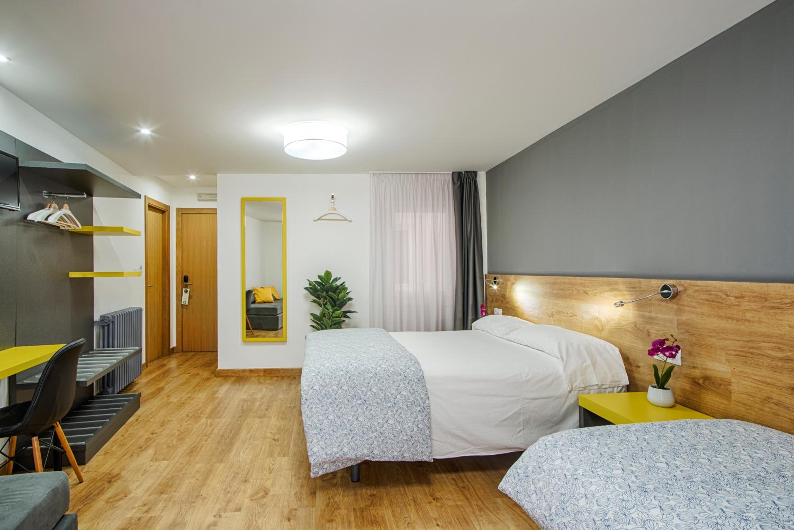 Superior Double Room - Photo 1