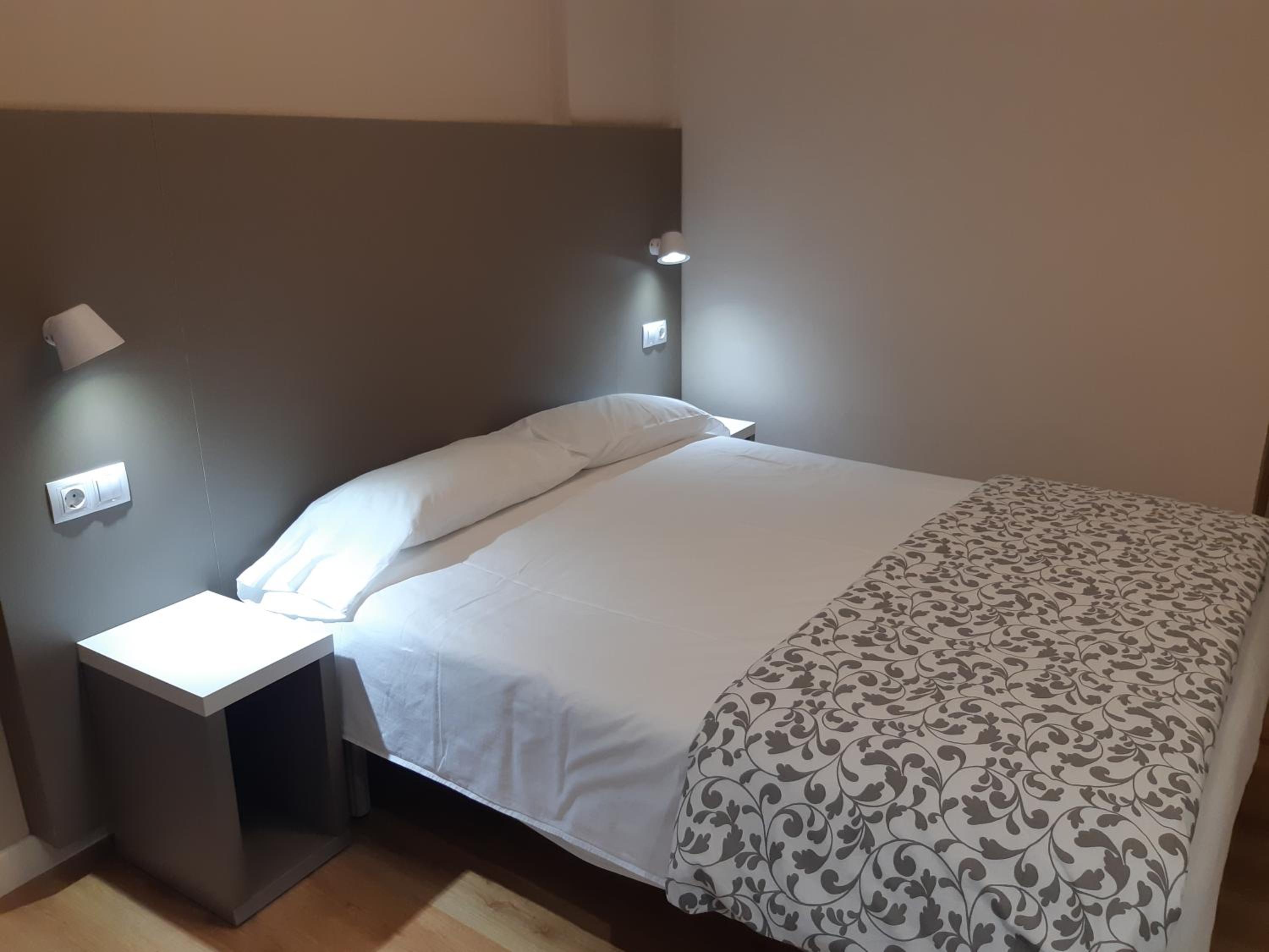 Double Room - Photo 4