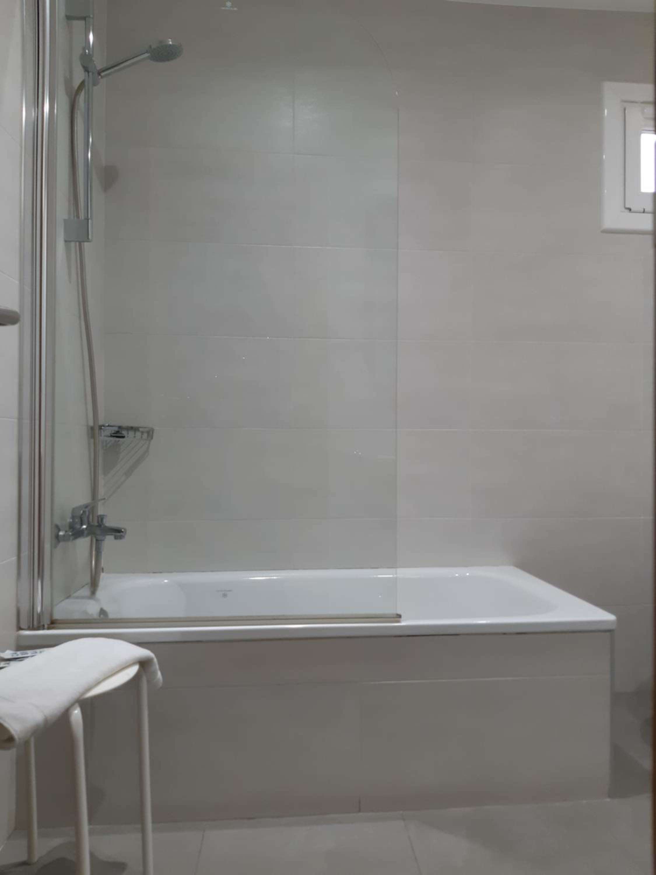 Double Room - Photo 5
