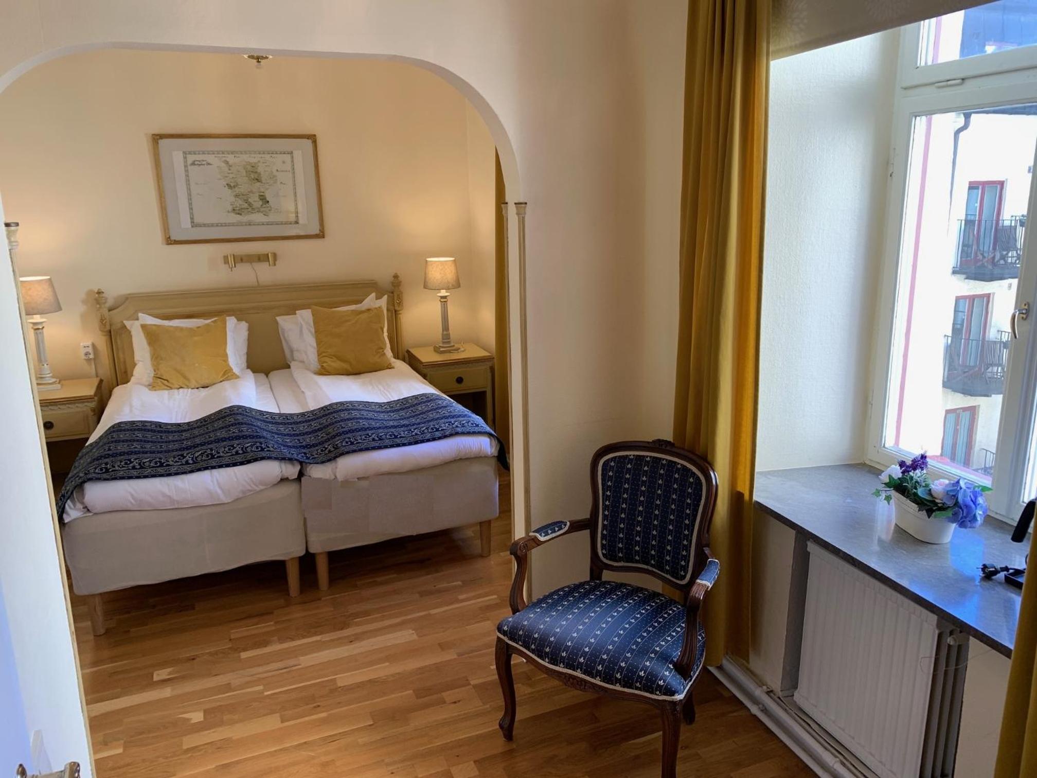 Standard Double Room - Photo 4