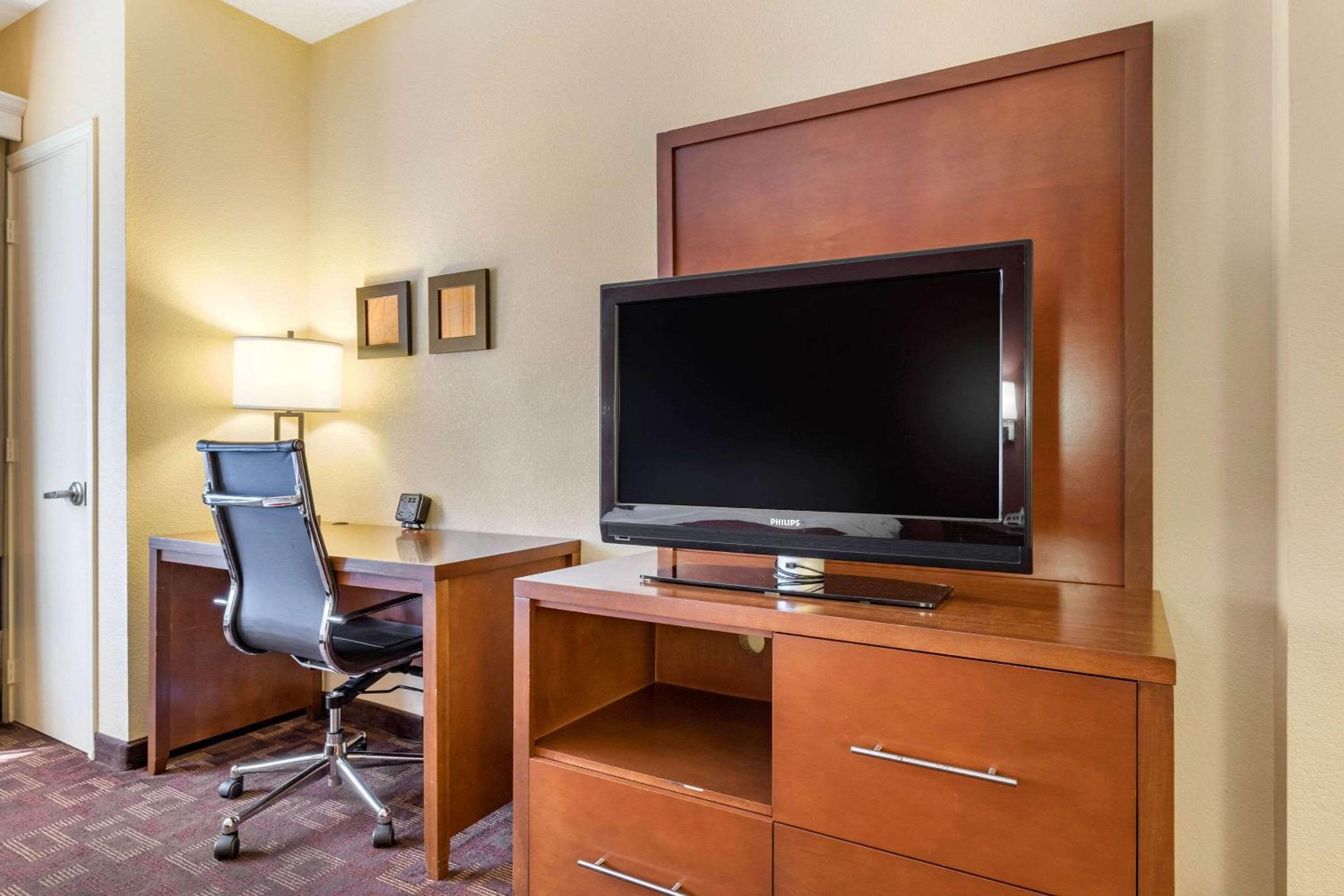 King Room - Disability Access/Non-Smoking - Photo 1