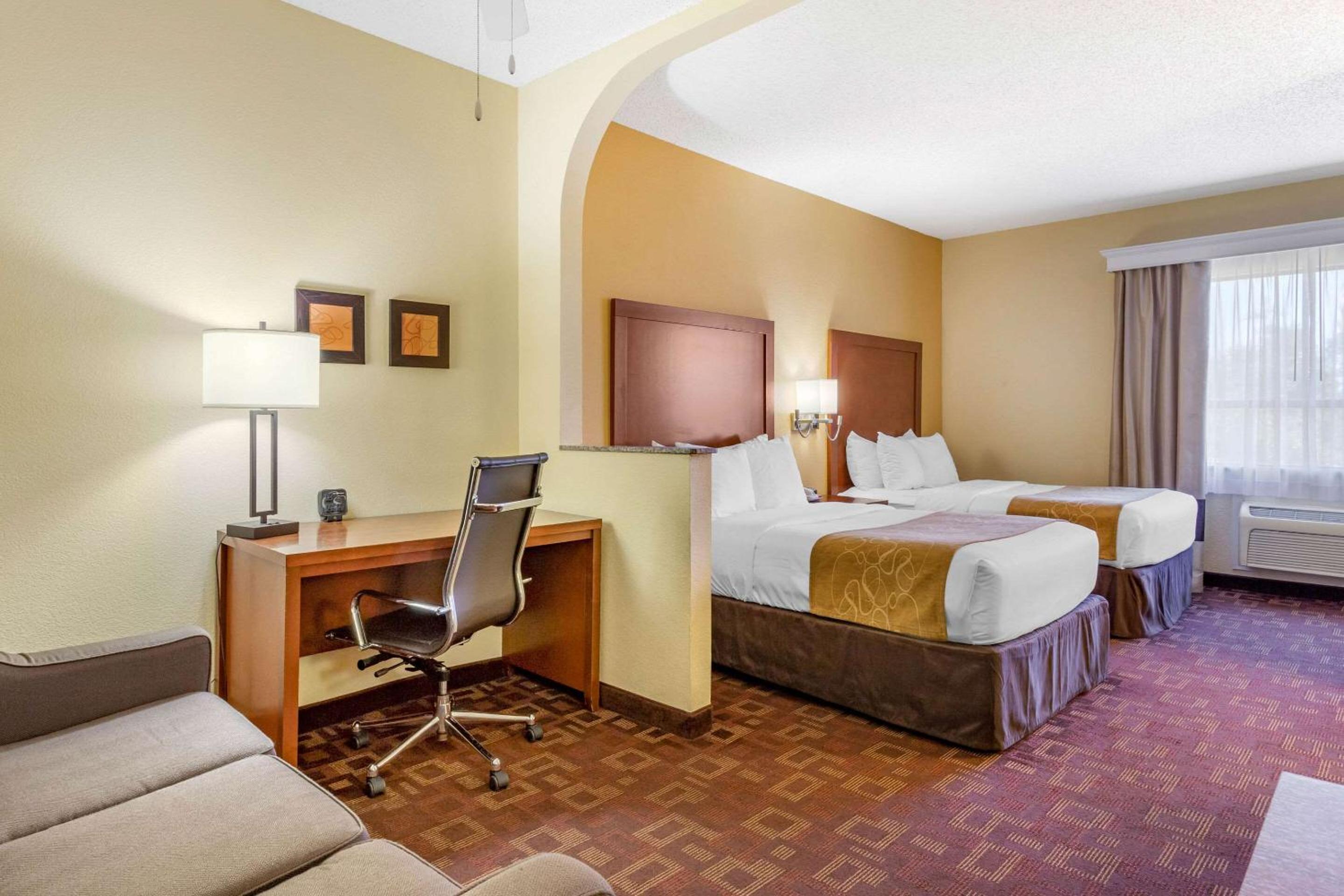 Suite with Two Double Beds - Accessible/Non-Smoking