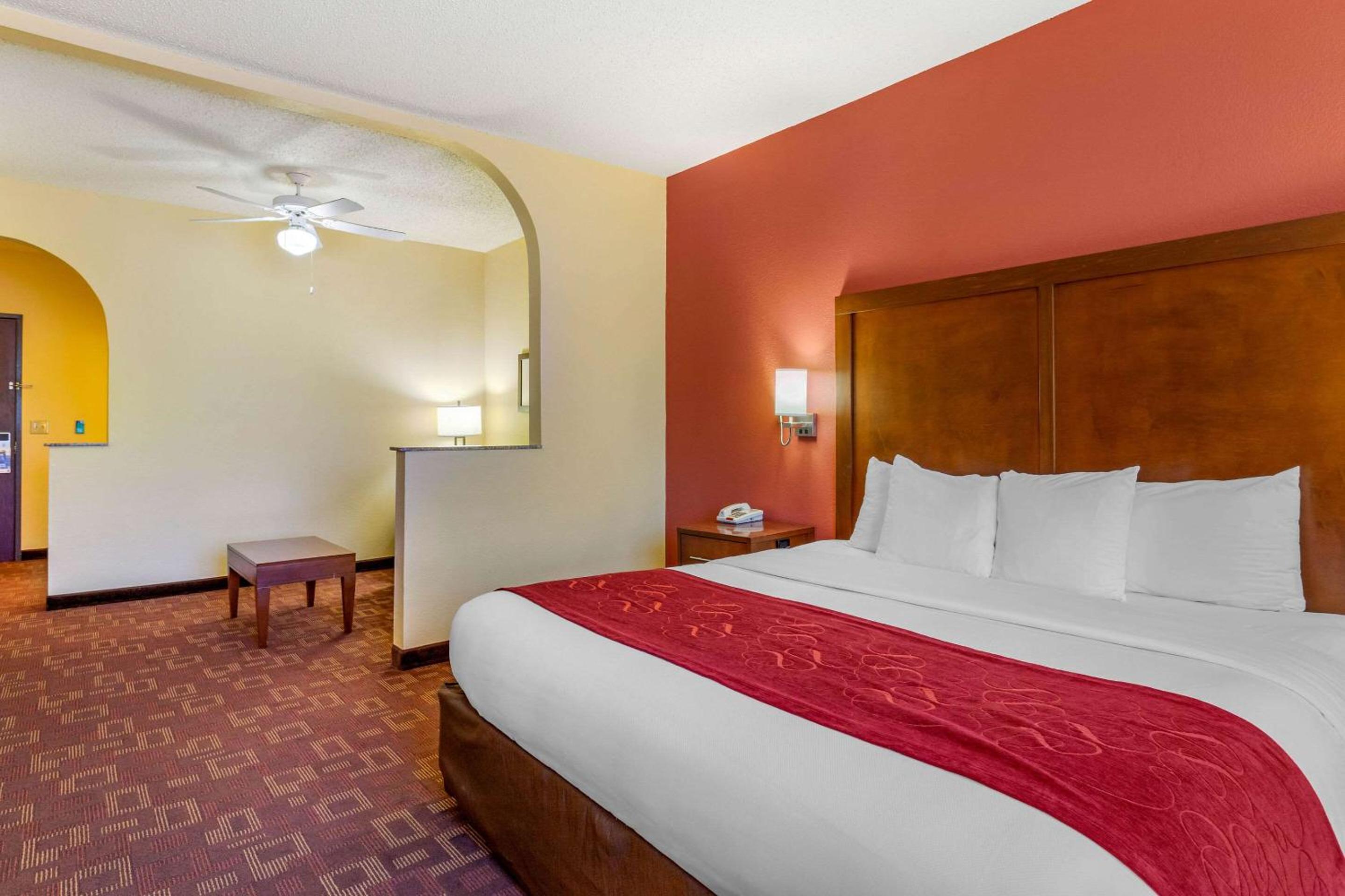 King Room - Disability Access/Non-Smoking - Photo 5