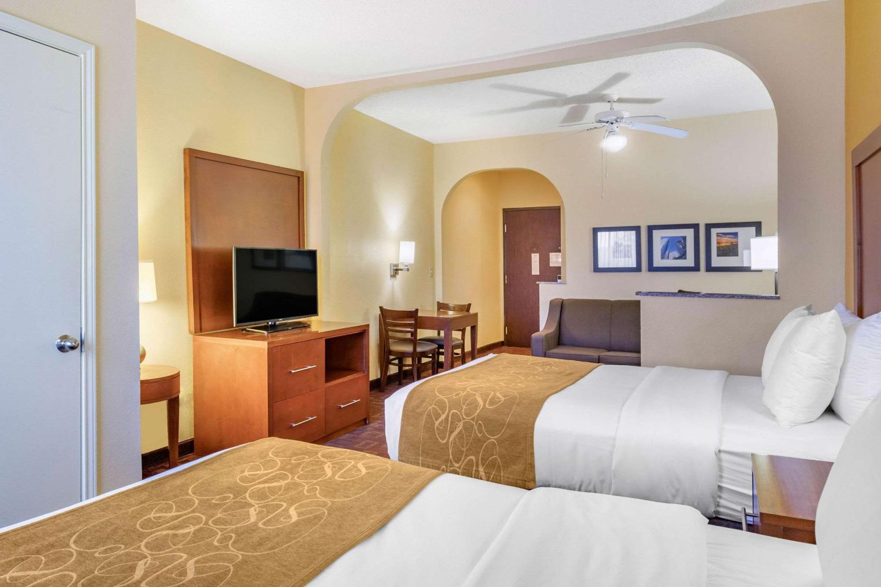 Suite with Two Double Beds