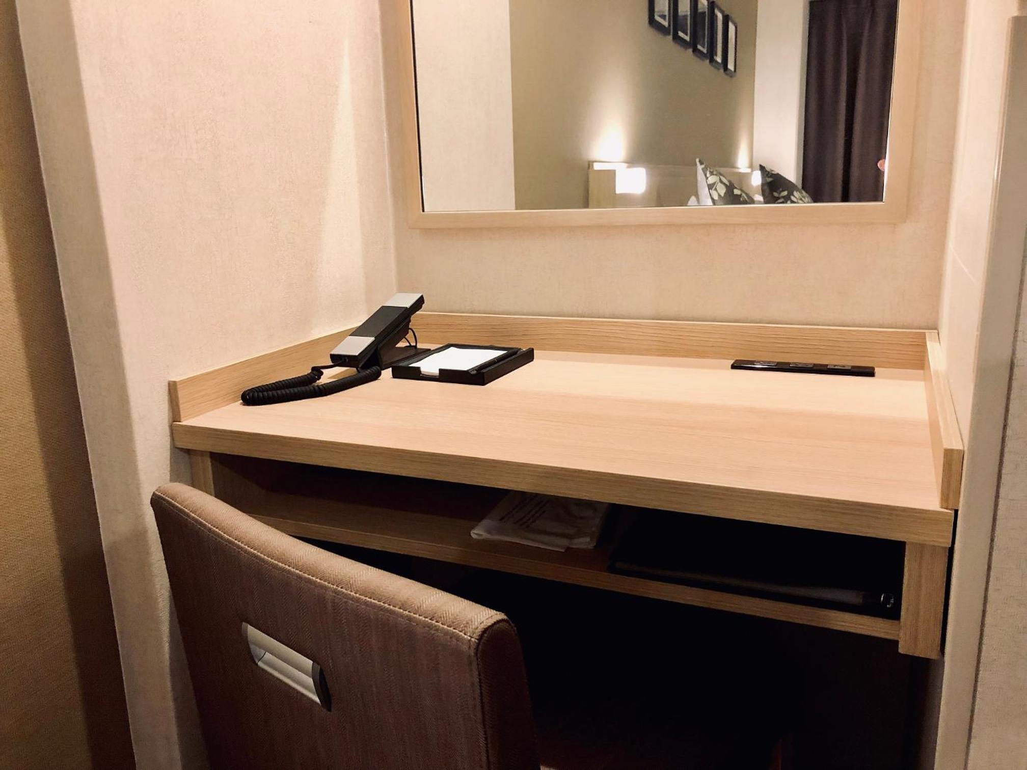 Standard Double Room - Non-Smoking photo 3