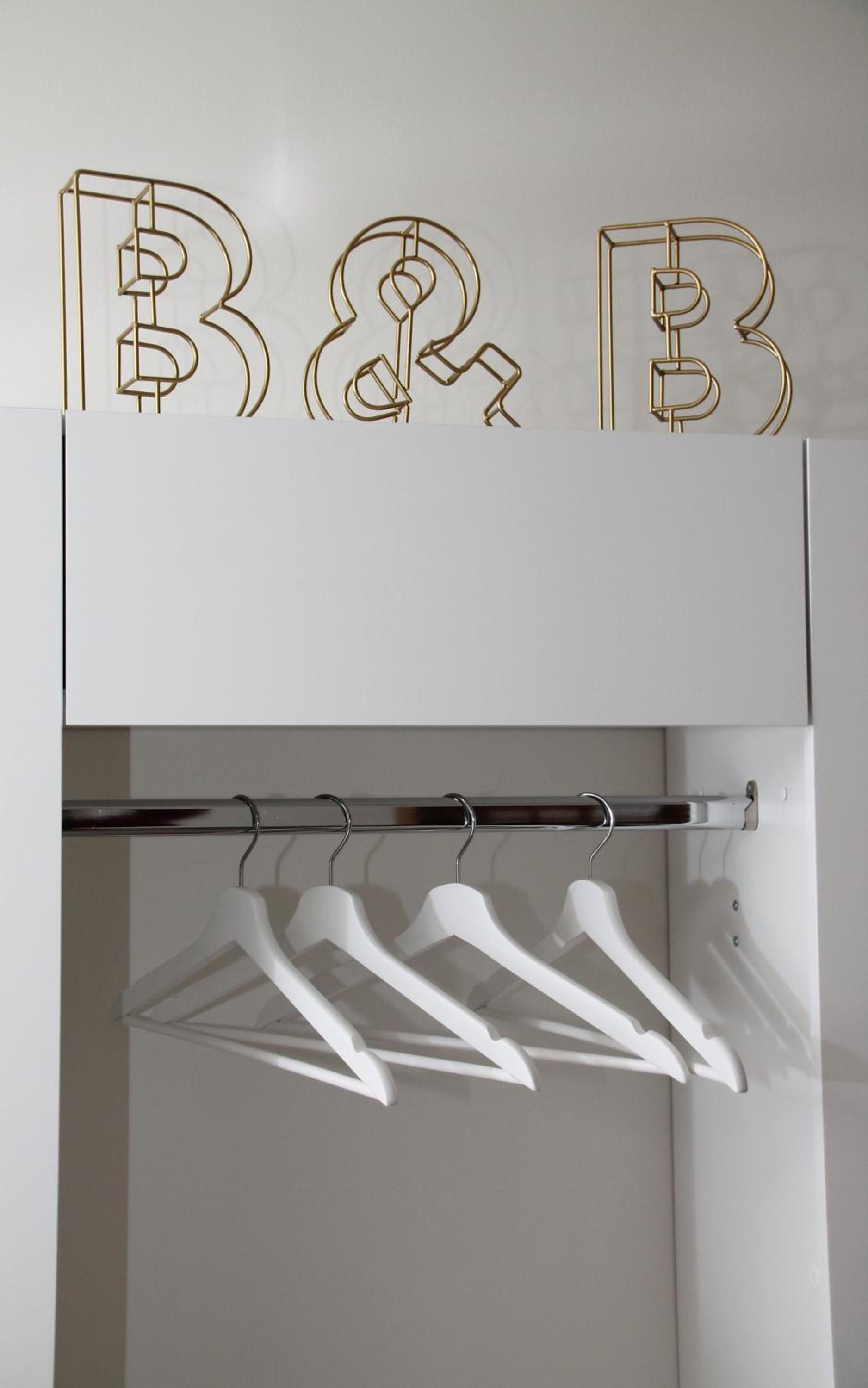 Deluxe Twin Room - Photo 13