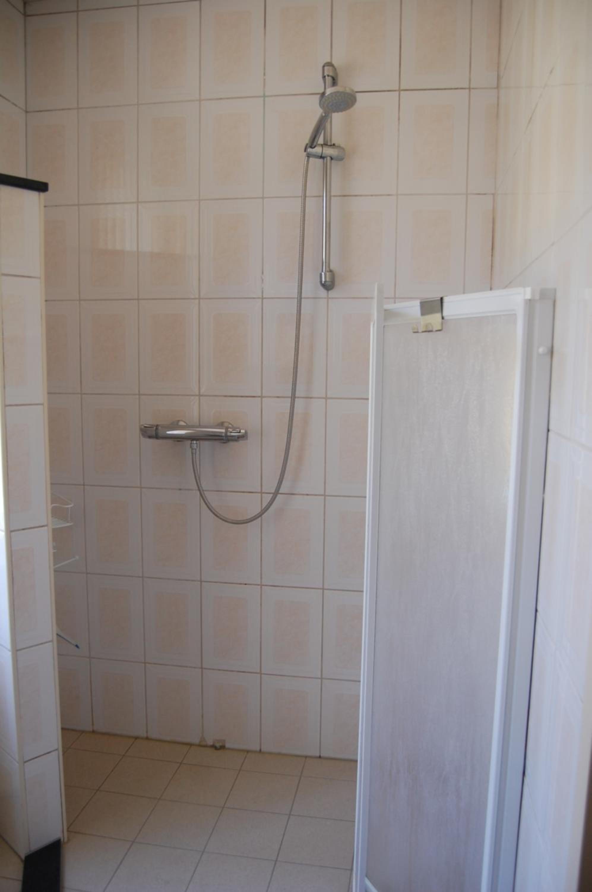 Deluxe Twin Room - Photo 19