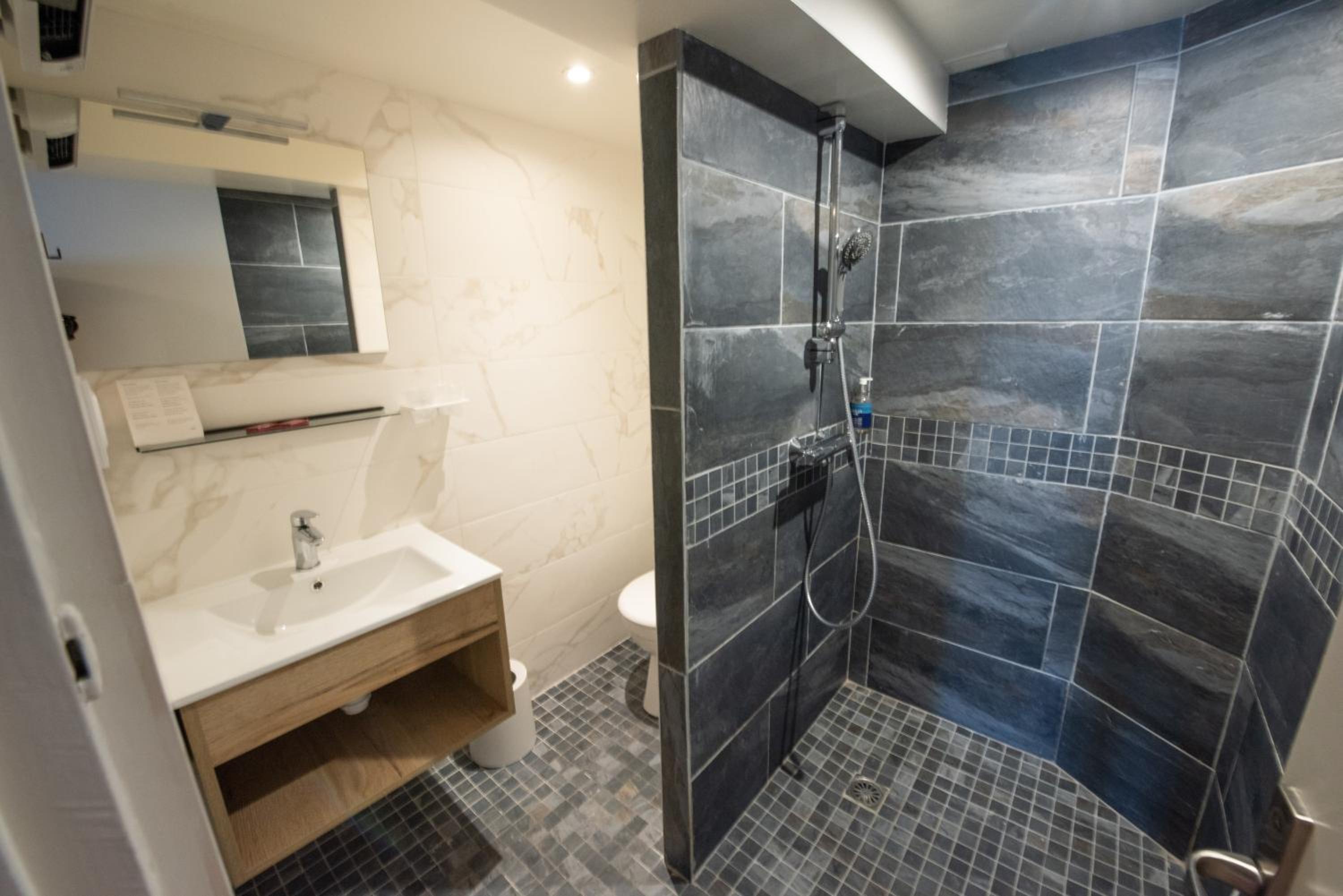 Triple Room photo 2